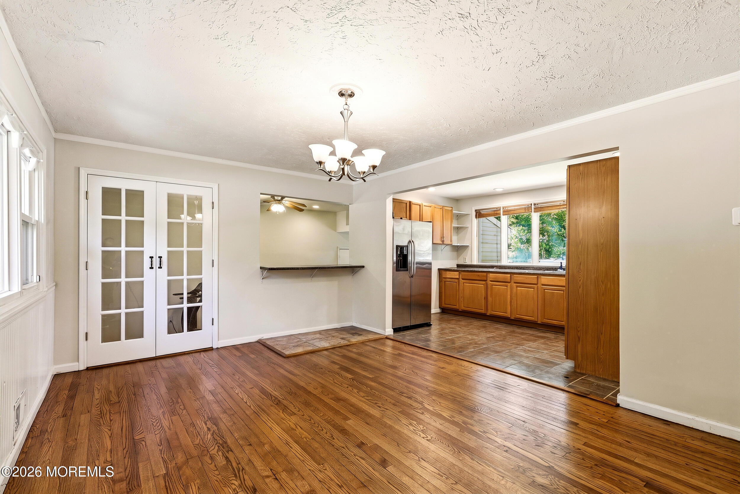 2627 Ridgeway Road