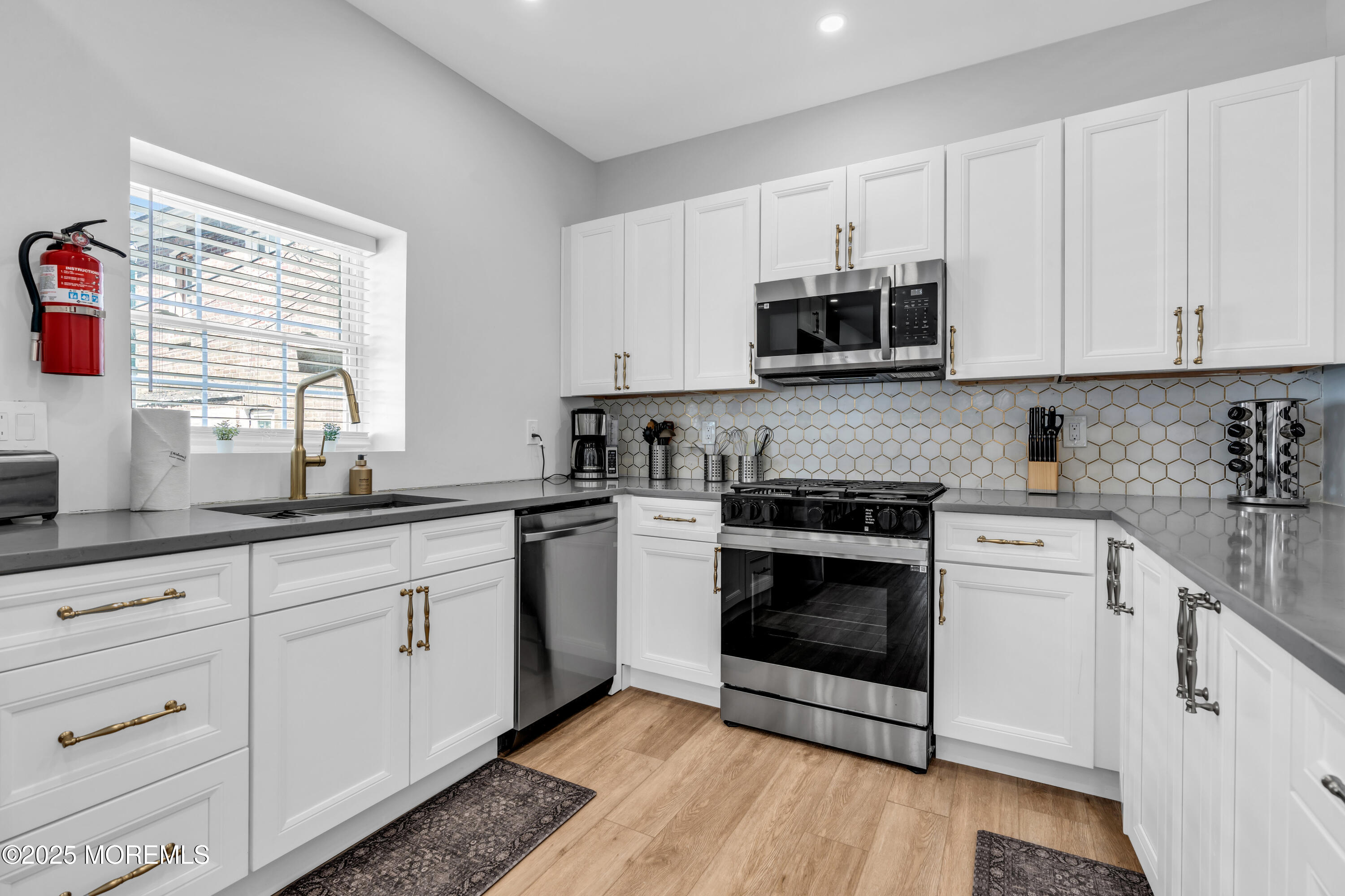 107 S Albion Place, Atlantic City, New Jersey image 20