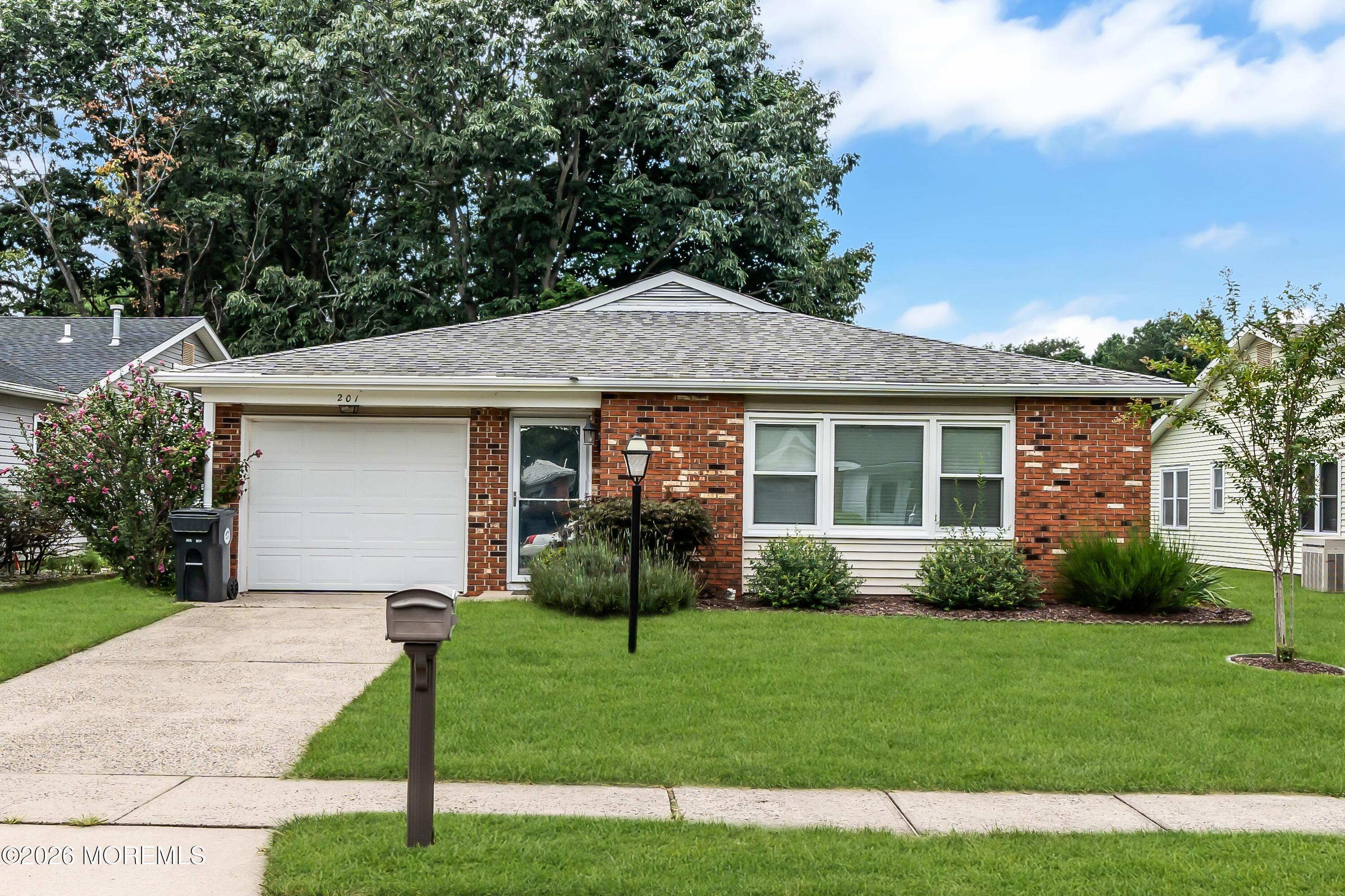 201 Lions Head Boulevard S