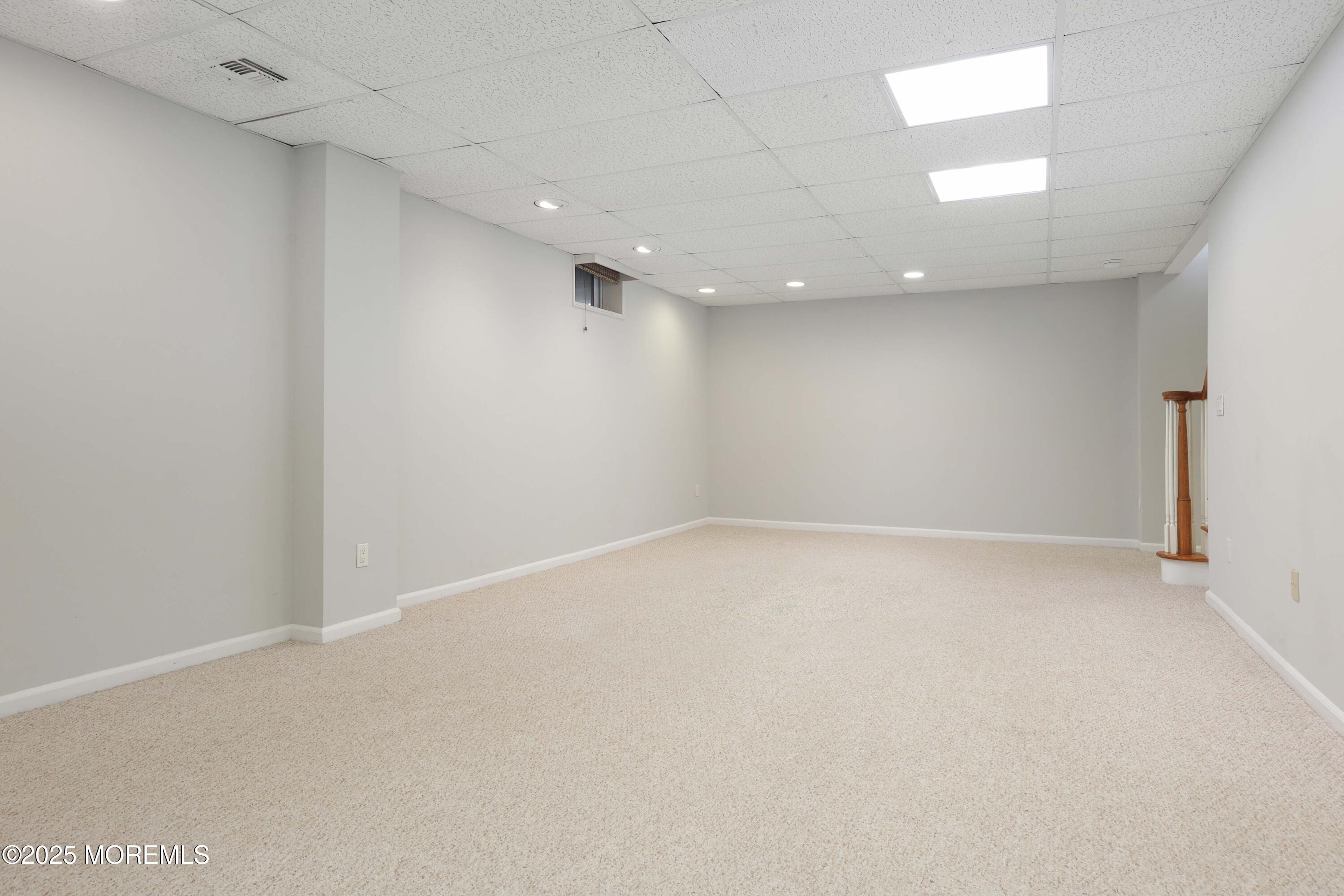 8 Oak Leaf Drive, Belford, New Jersey image 37