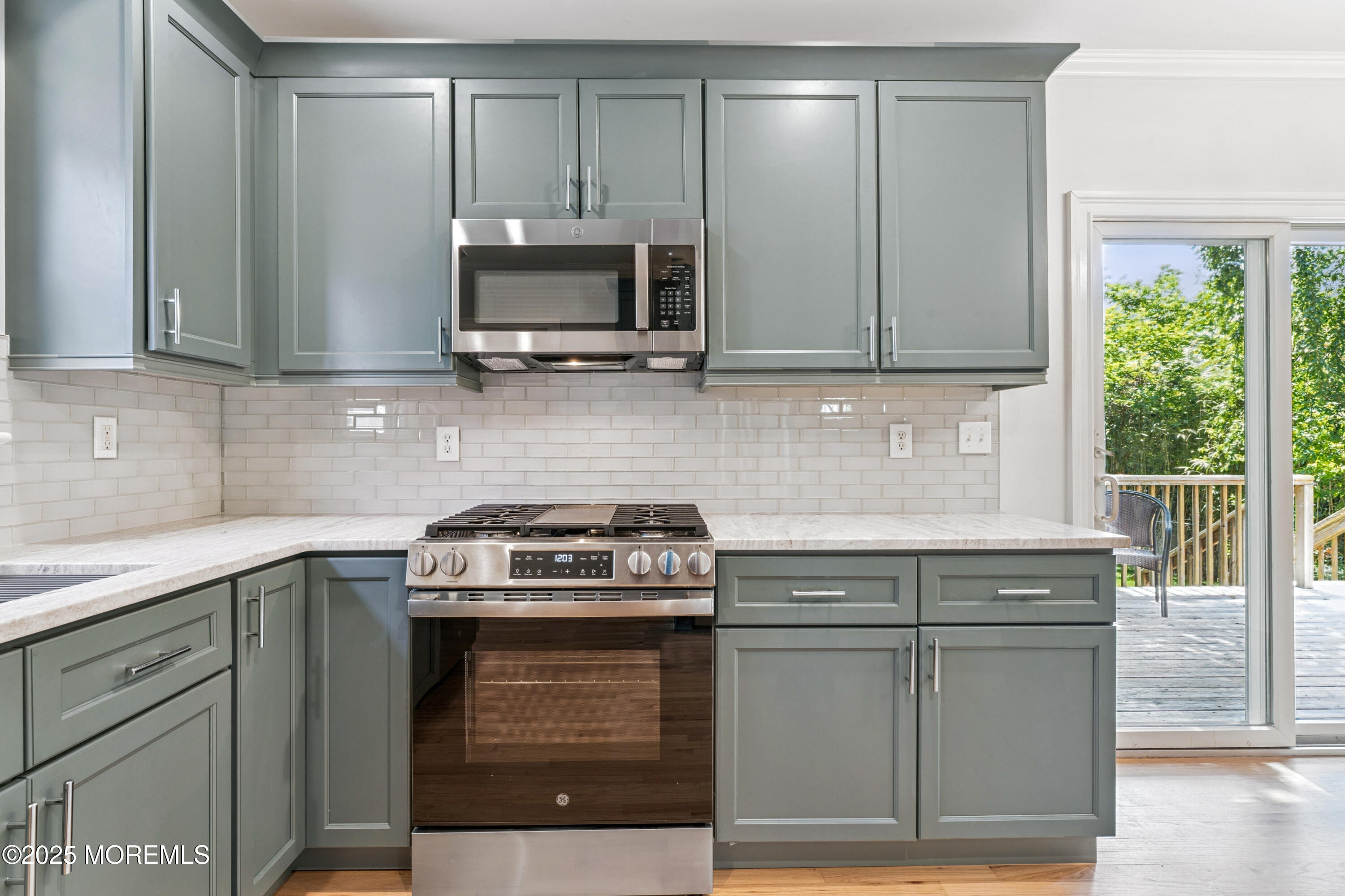 75 E Lincoln Avenue