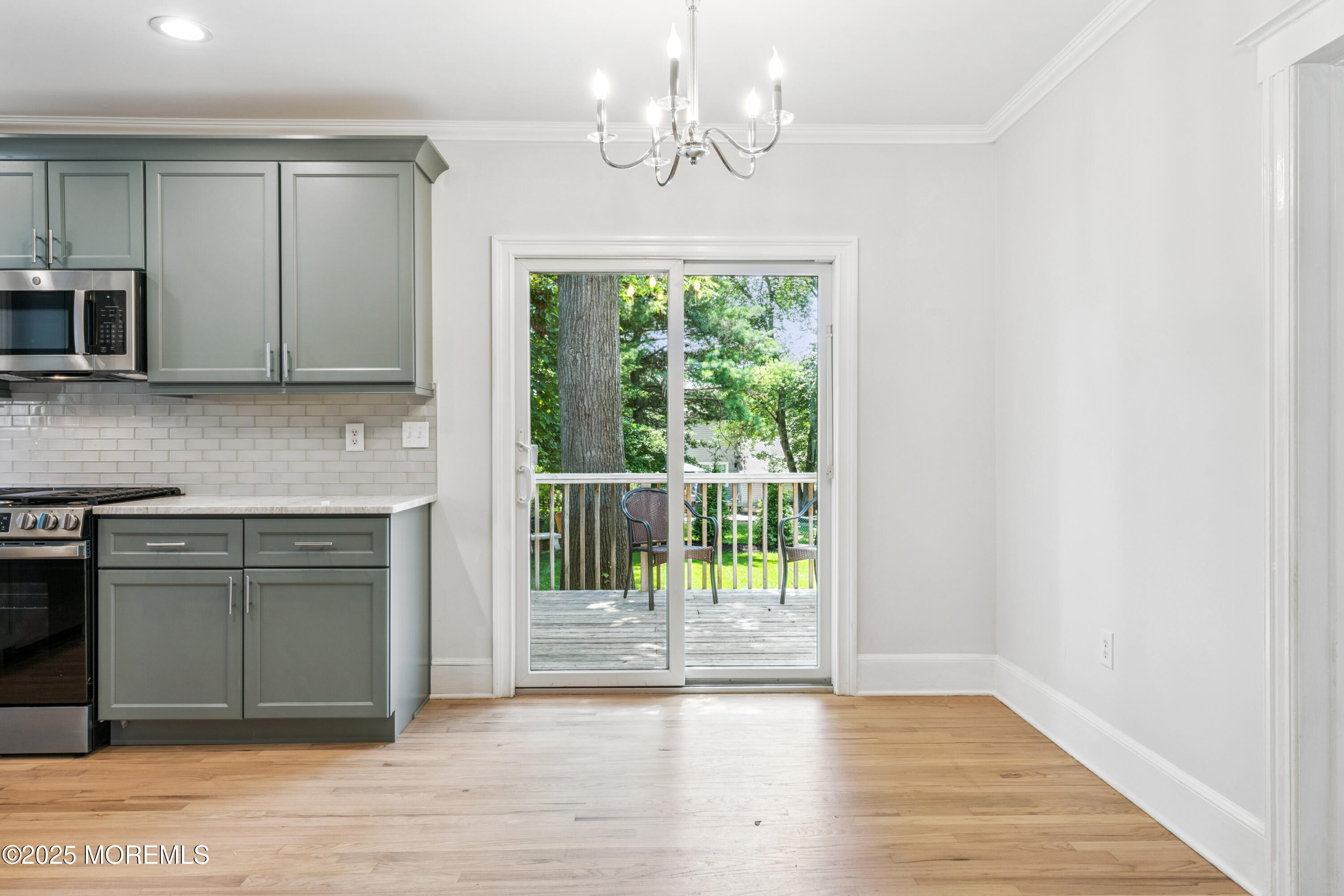 75 E Lincoln Avenue