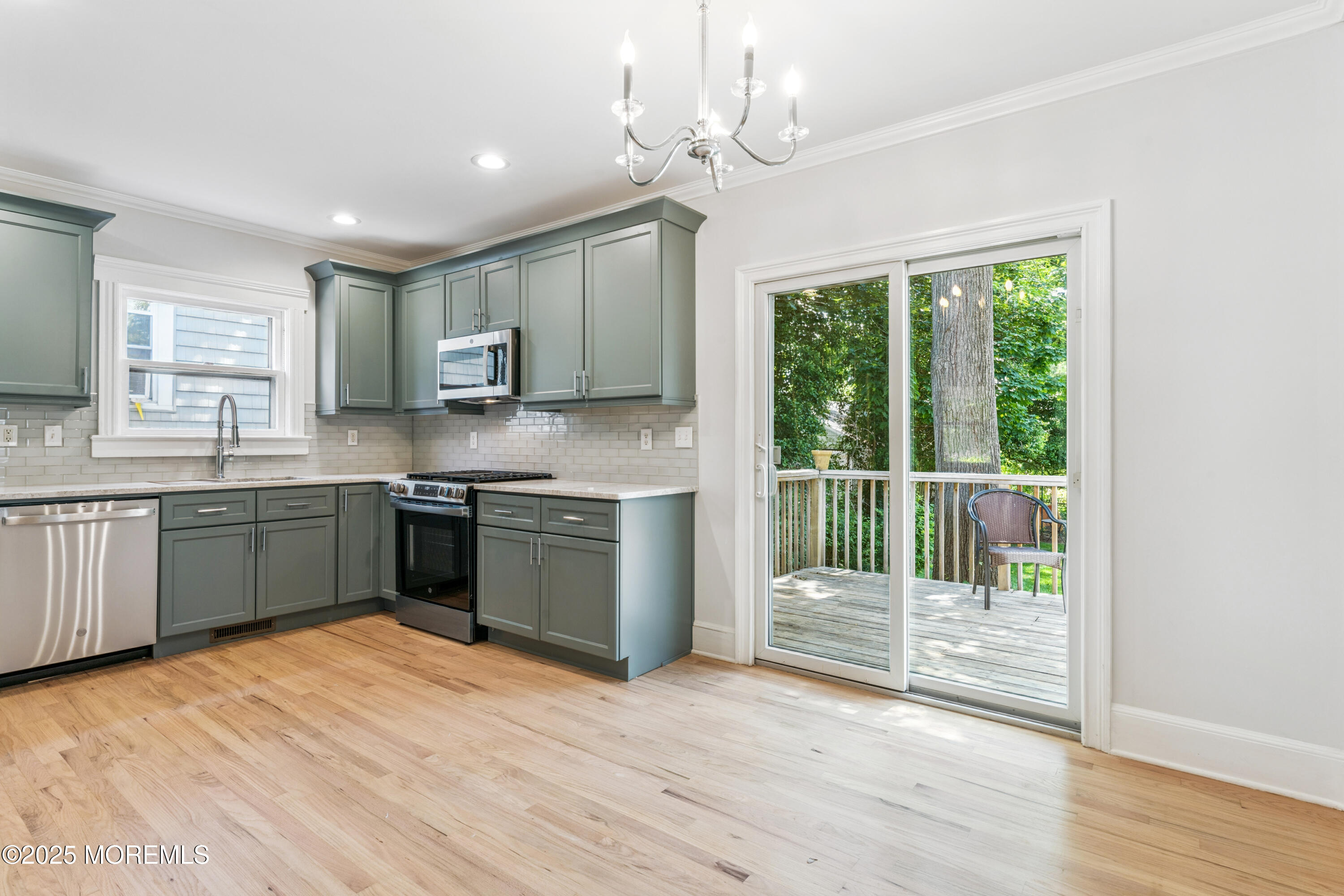 75 E Lincoln Avenue