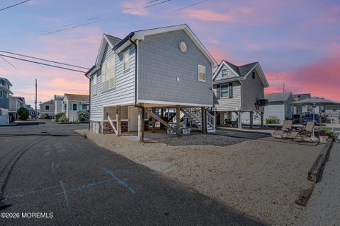 Homes For Sale - 210 Harbor Drive<br/> Lavallette, NJ 08735