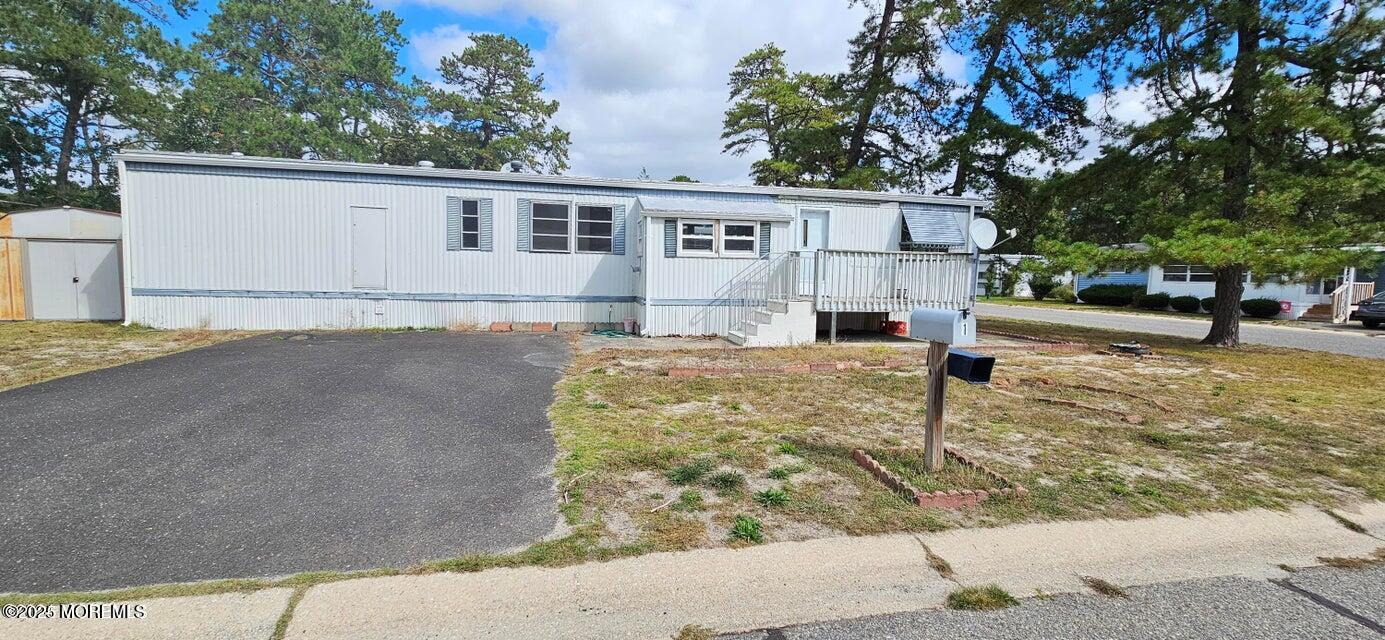 1 Panda Lane, Whiting, New Jersey image 1