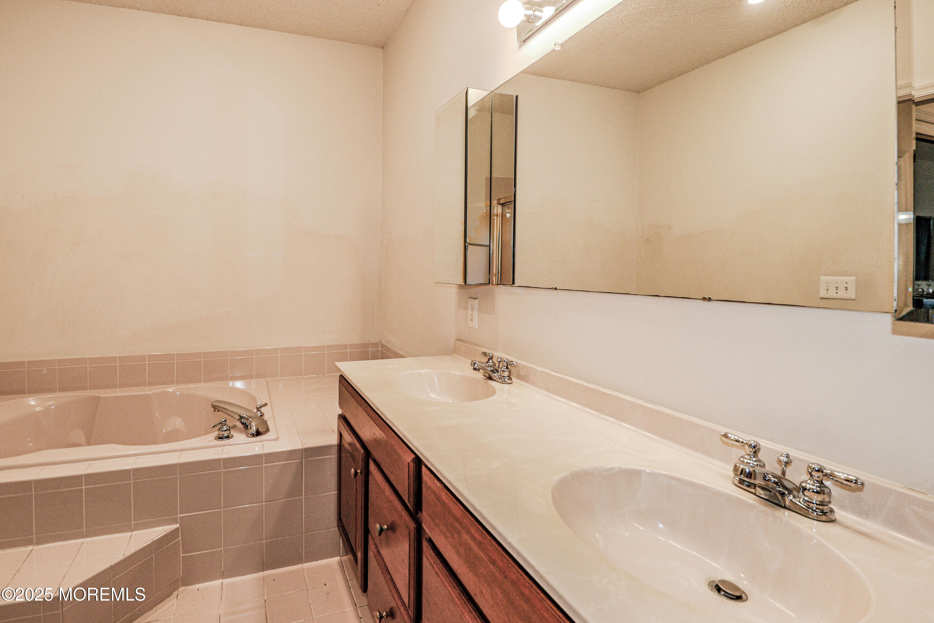 40 Chichester Road, Monroe Township, New Jersey image 18