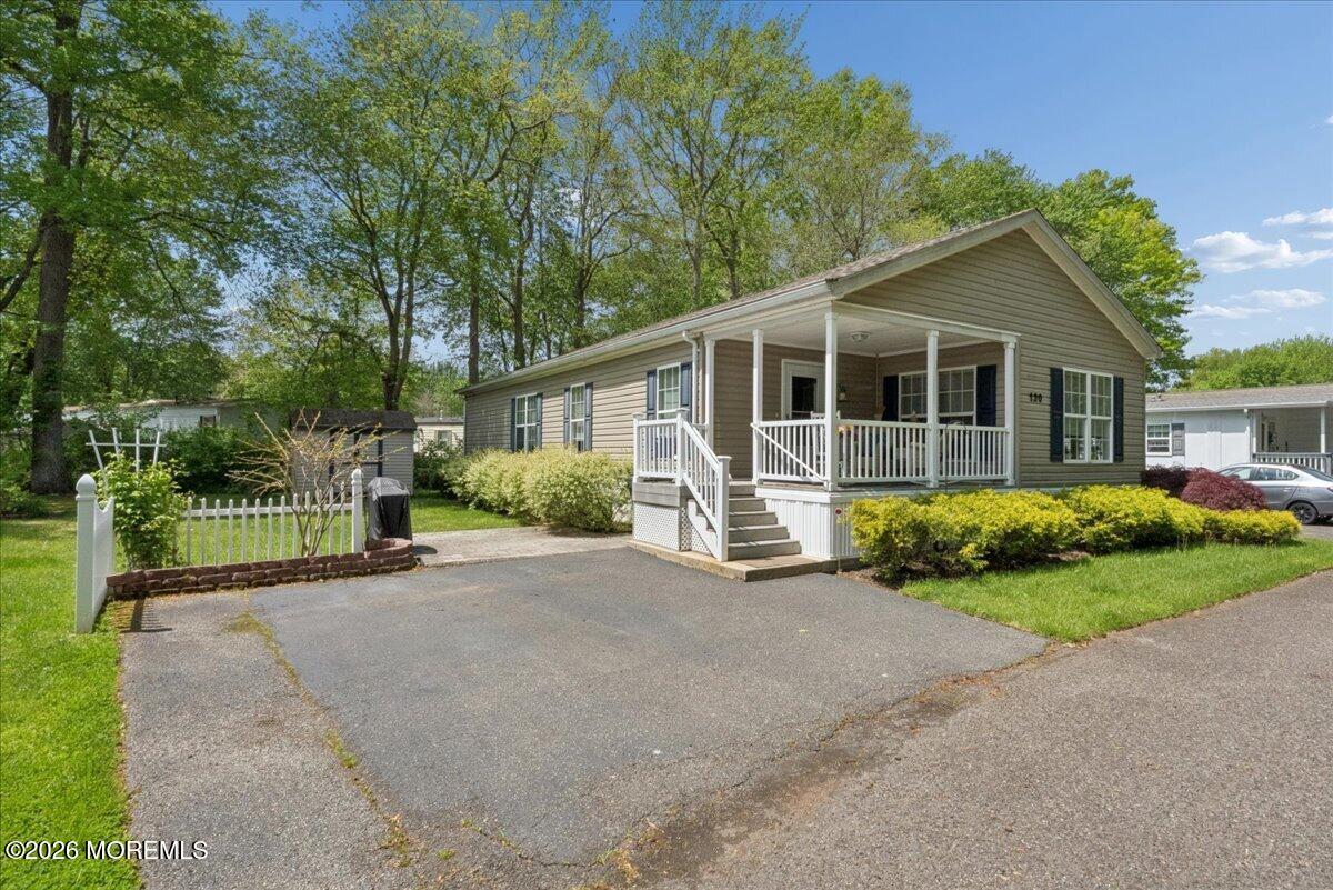 130 Village Road 130