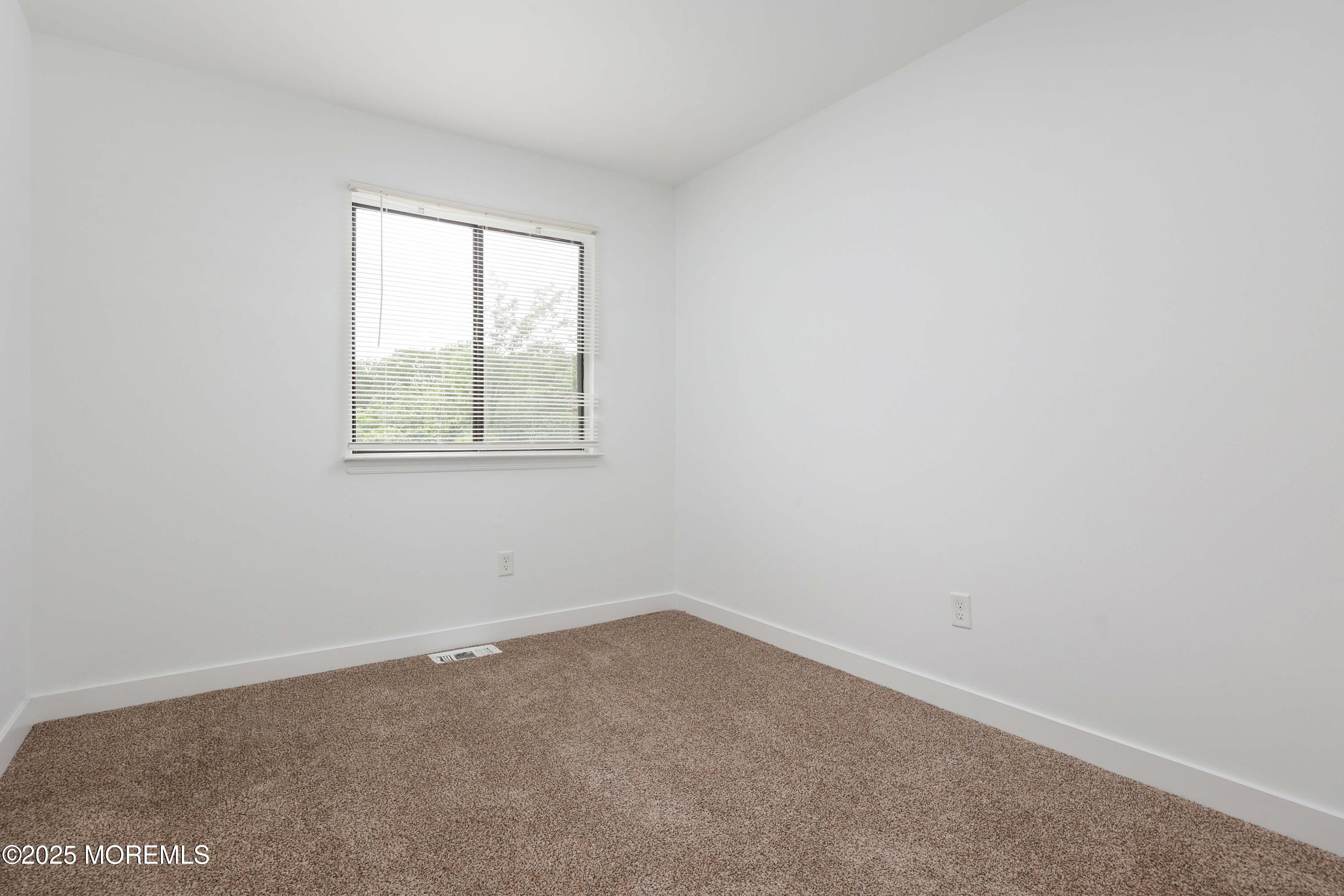 5 Swallow Lane #1000, Howell, New Jersey image 19