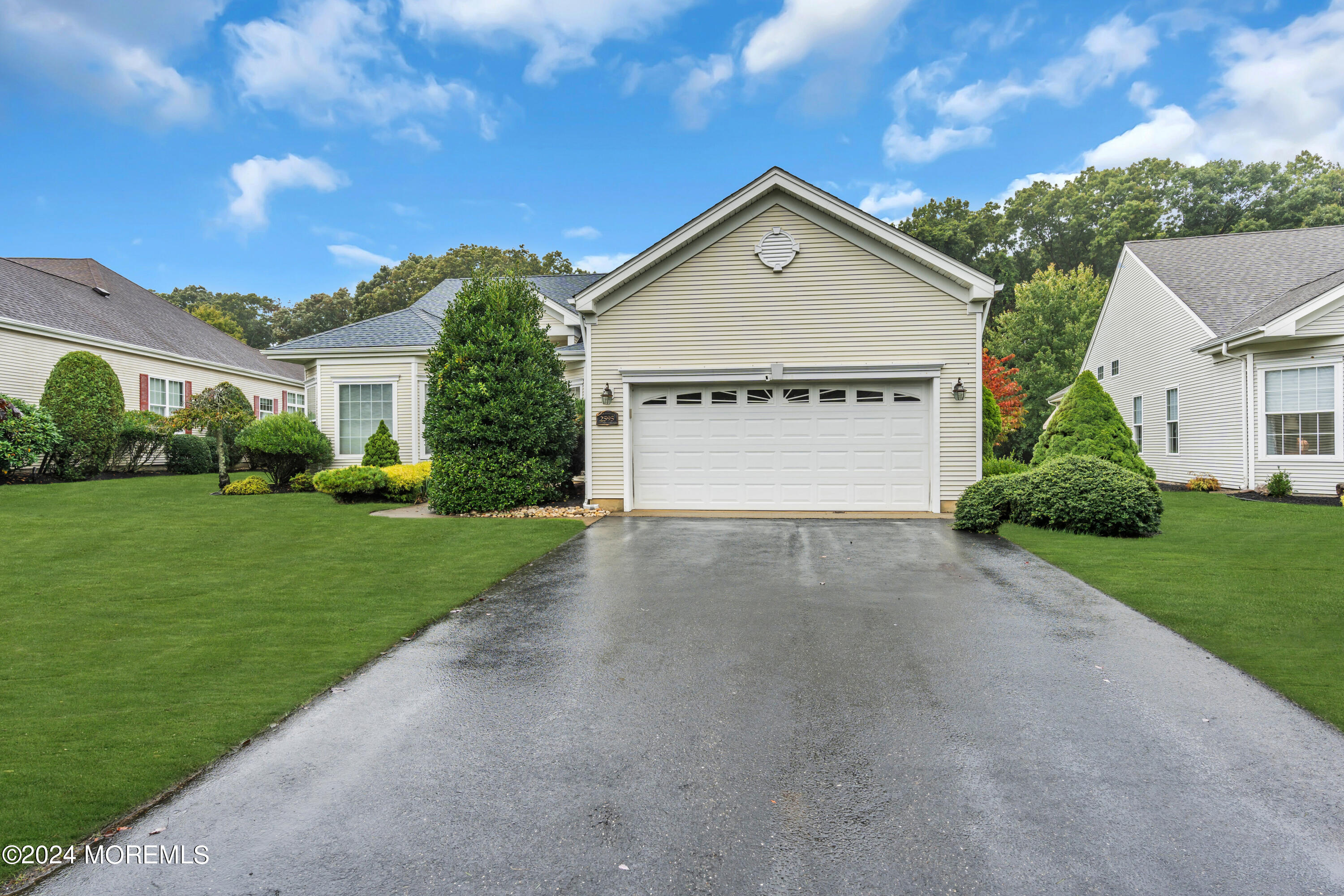 2595 Lantern Light Way, Manasquan, New Jersey image 3