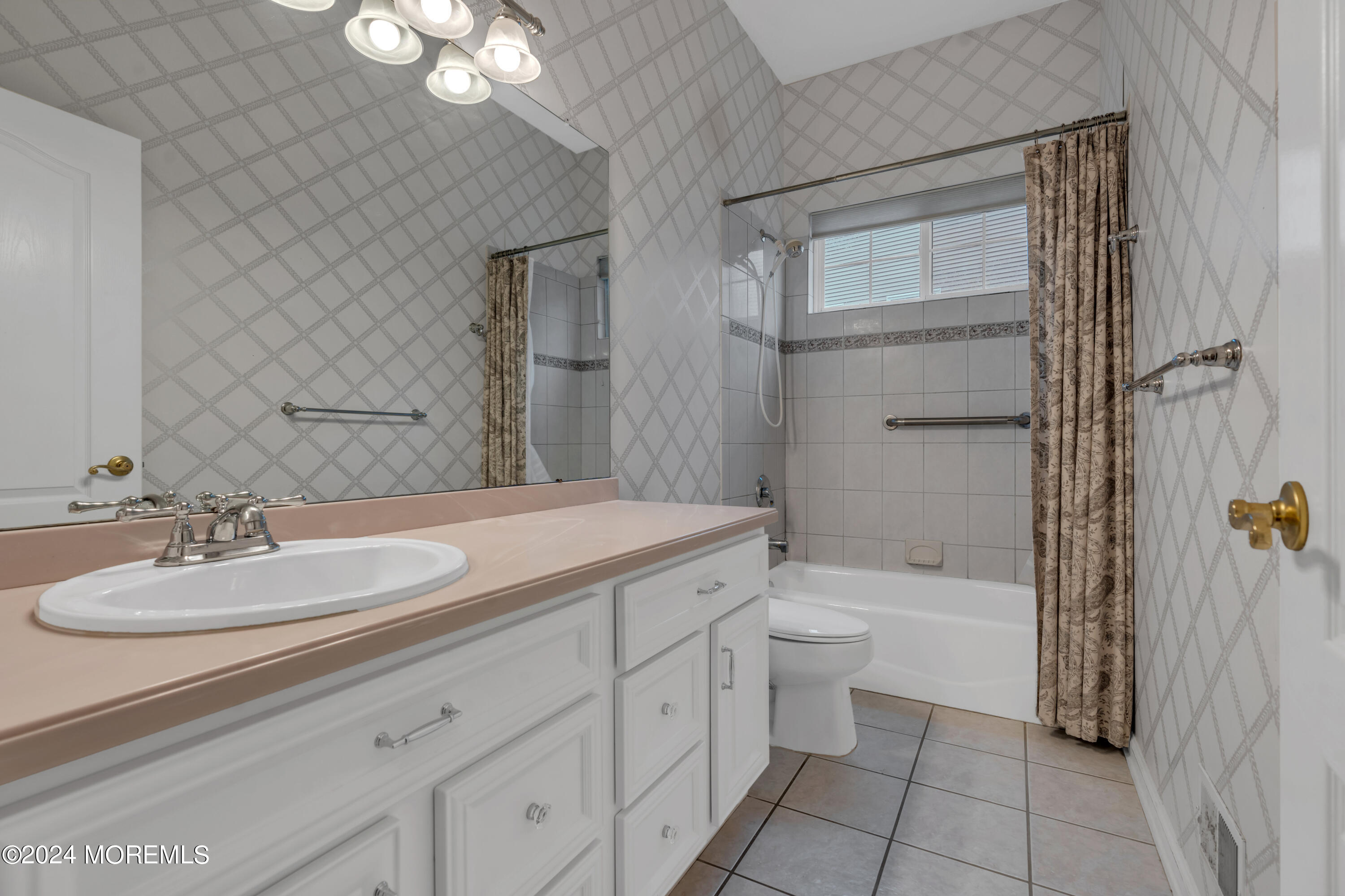 2595 Lantern Light Way, Manasquan, New Jersey image 34