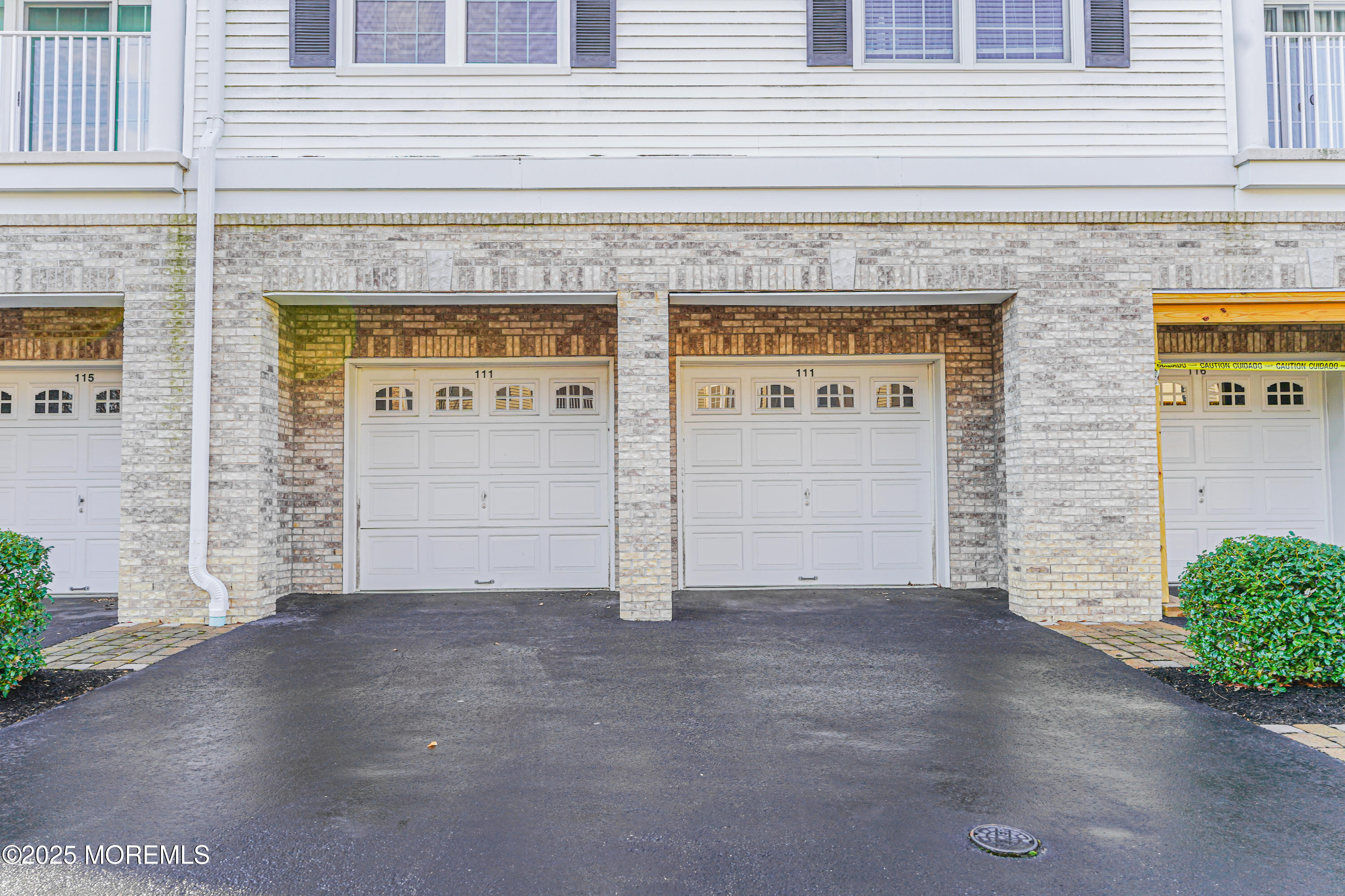 111 Knightsbridge Lane, Morganville, New Jersey image 18