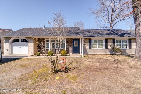 Homes For Sale - 411 Brentwood Place<br/> Ocean County, Forked River, NJ 08731