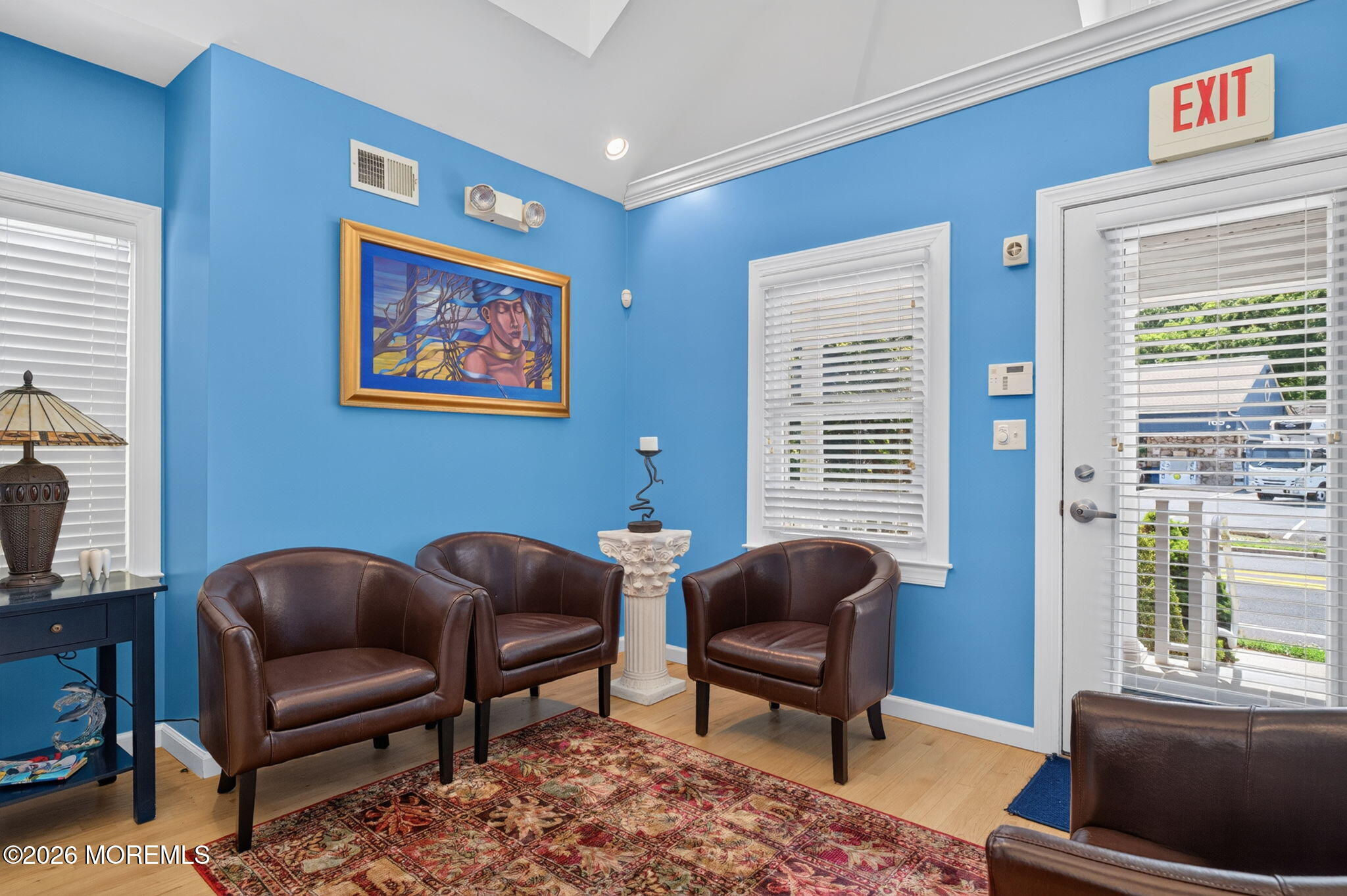 166 W Sylvania Avenue