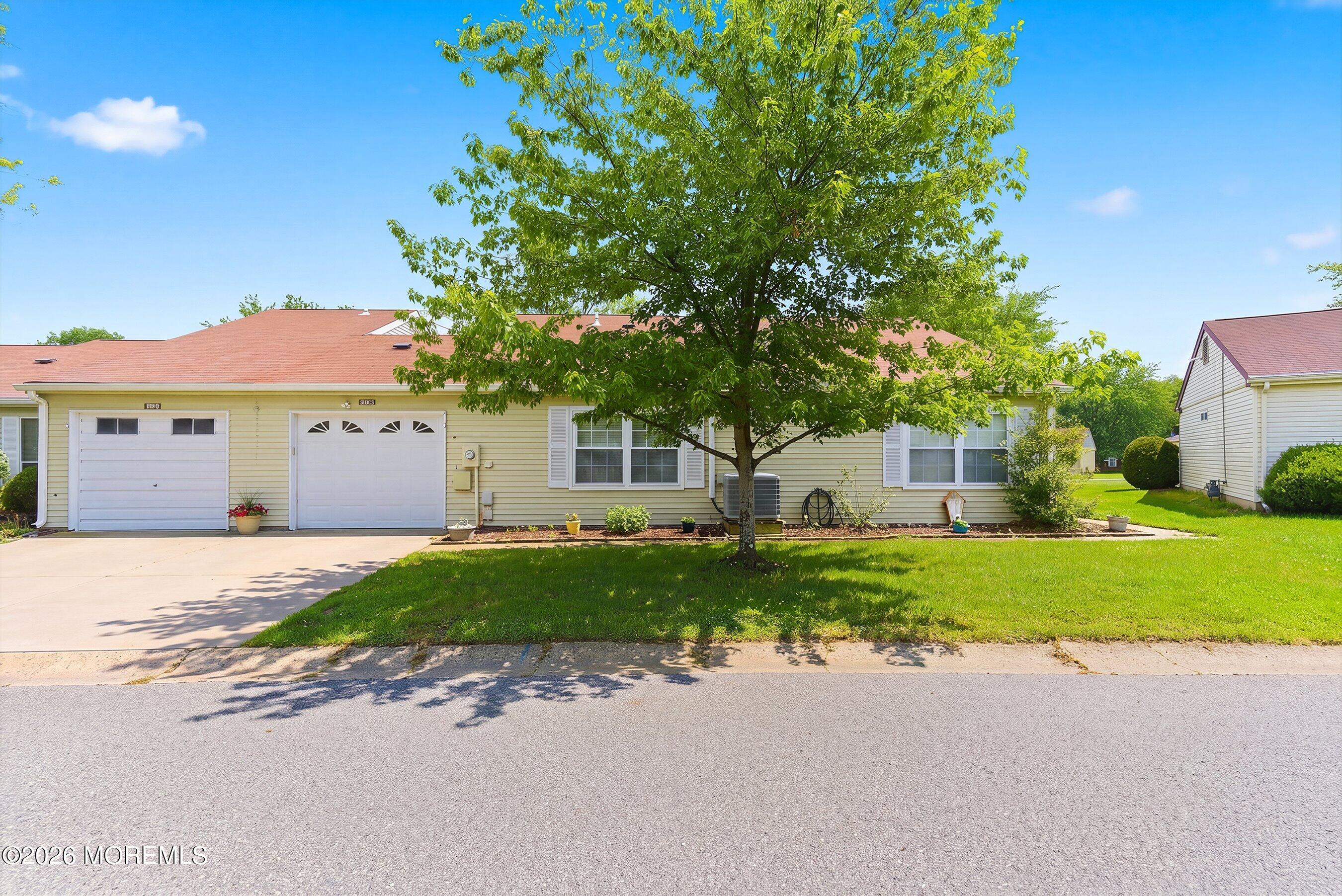 910A Liverpool Circle