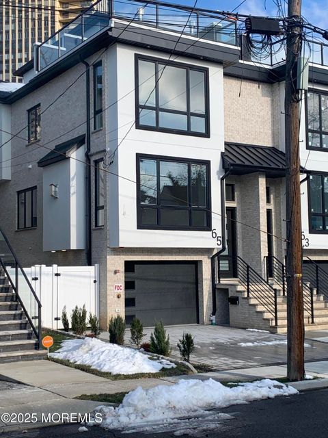 65 Knox Avenue Cliffside Park NJ 07010