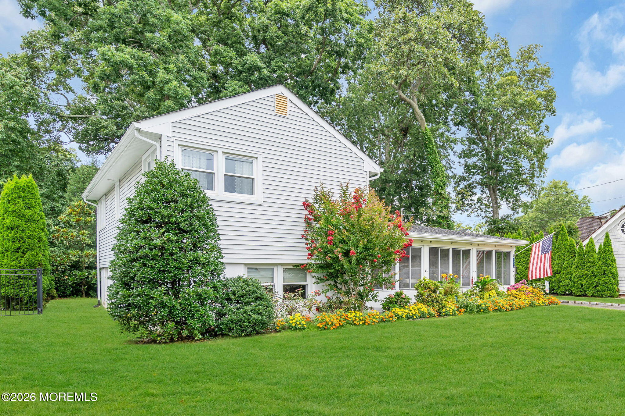 2125 Edgewood Place