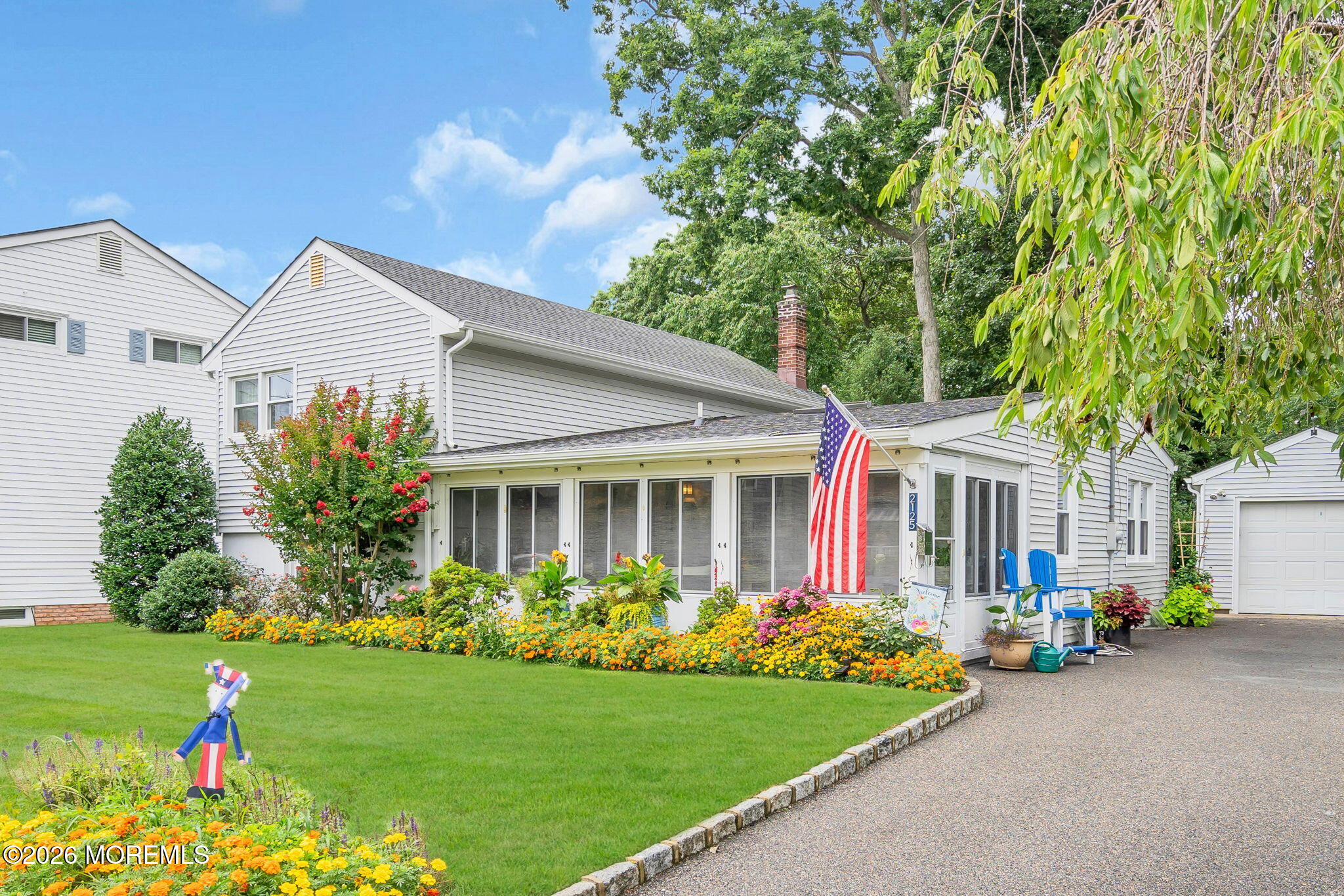 2125 Edgewood Place