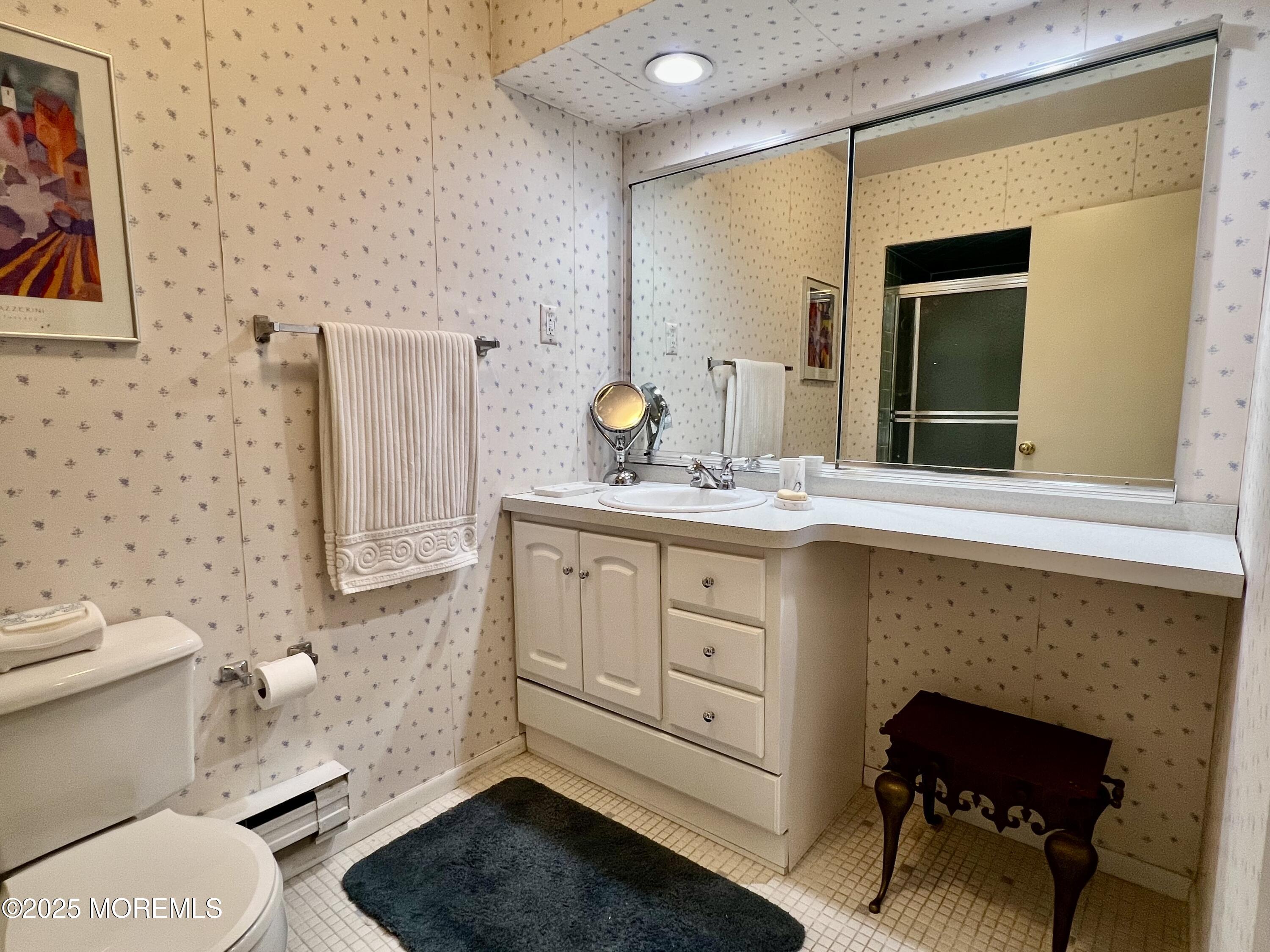 65 Overlook Way #E, Manalapan, New Jersey image 14