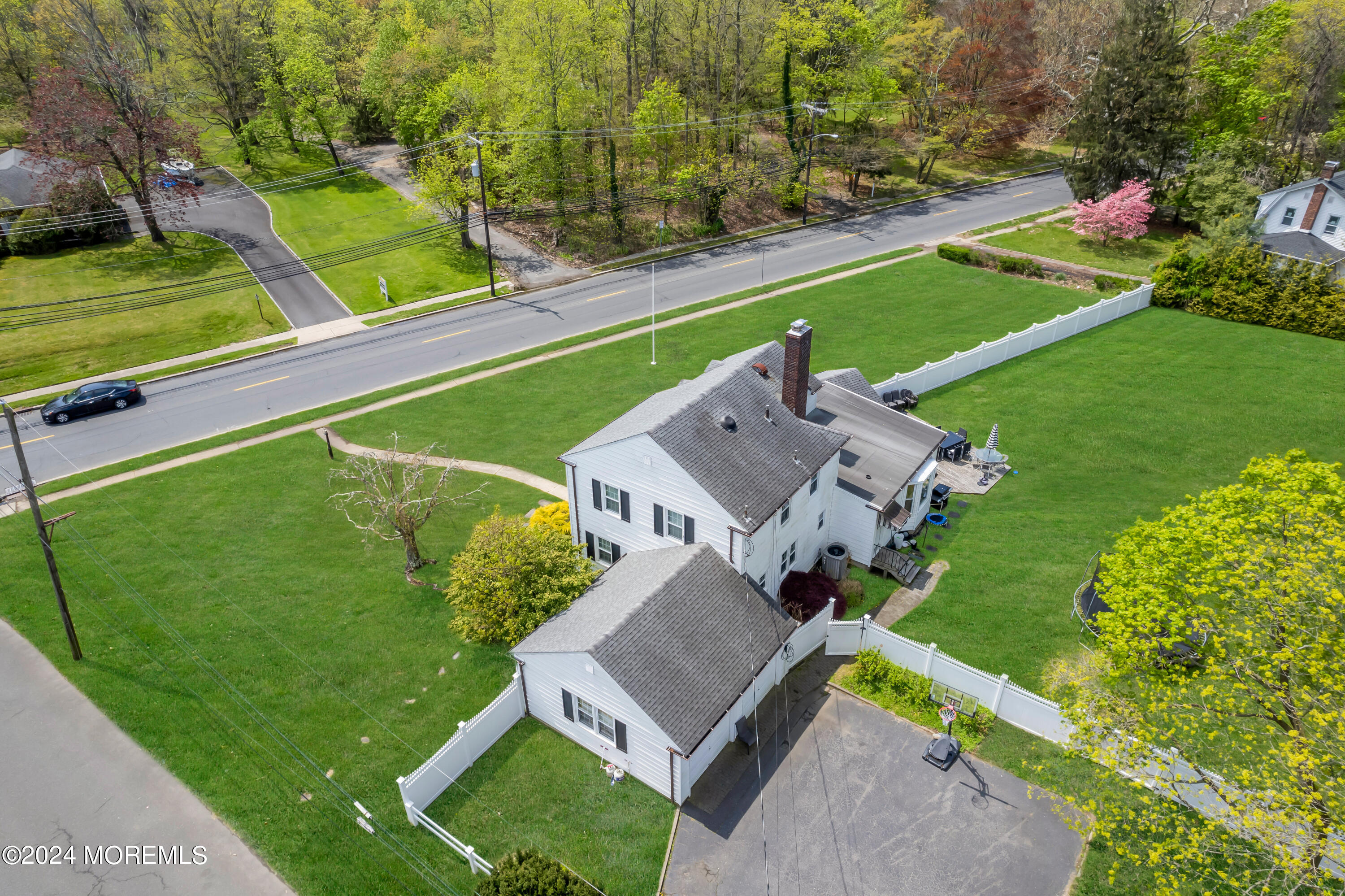 537 Cedar Avenue, West Long Branch, New Jersey image 31