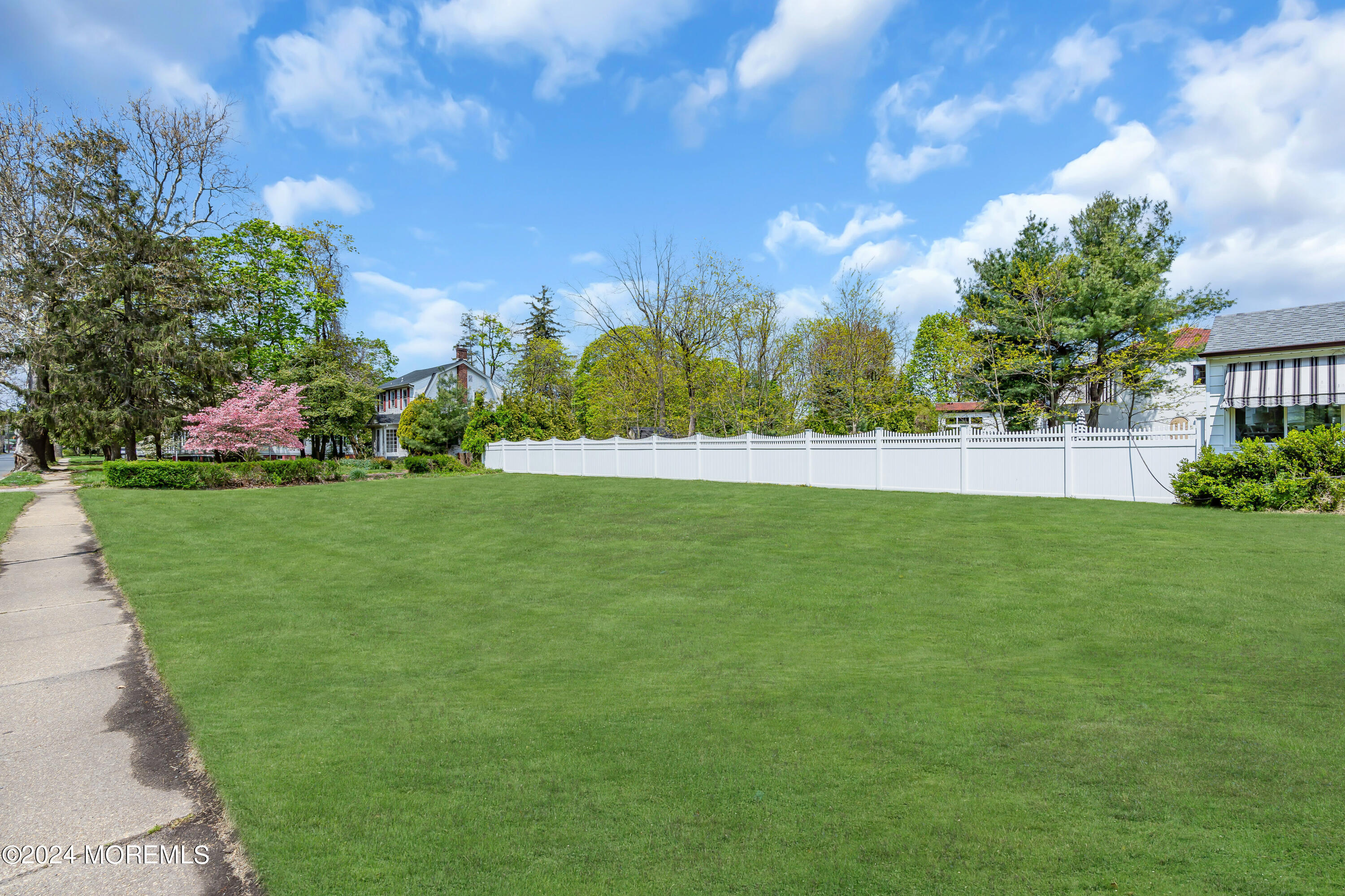 537 Cedar Avenue, West Long Branch, New Jersey image 14