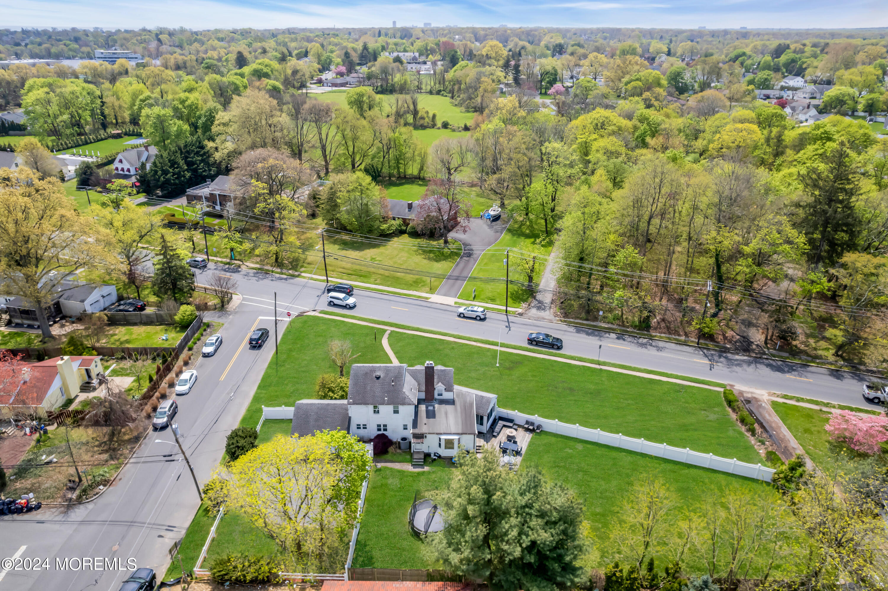 537 Cedar Avenue, West Long Branch, New Jersey image 33