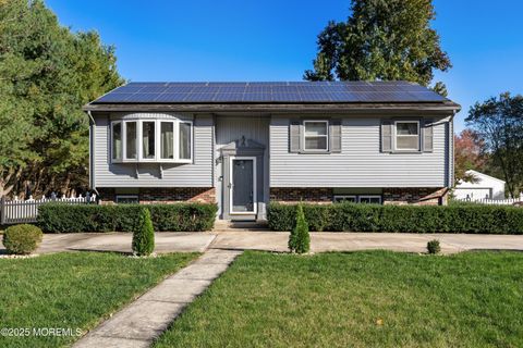 380 E Millstream Road Cream Ridge NJ 08514