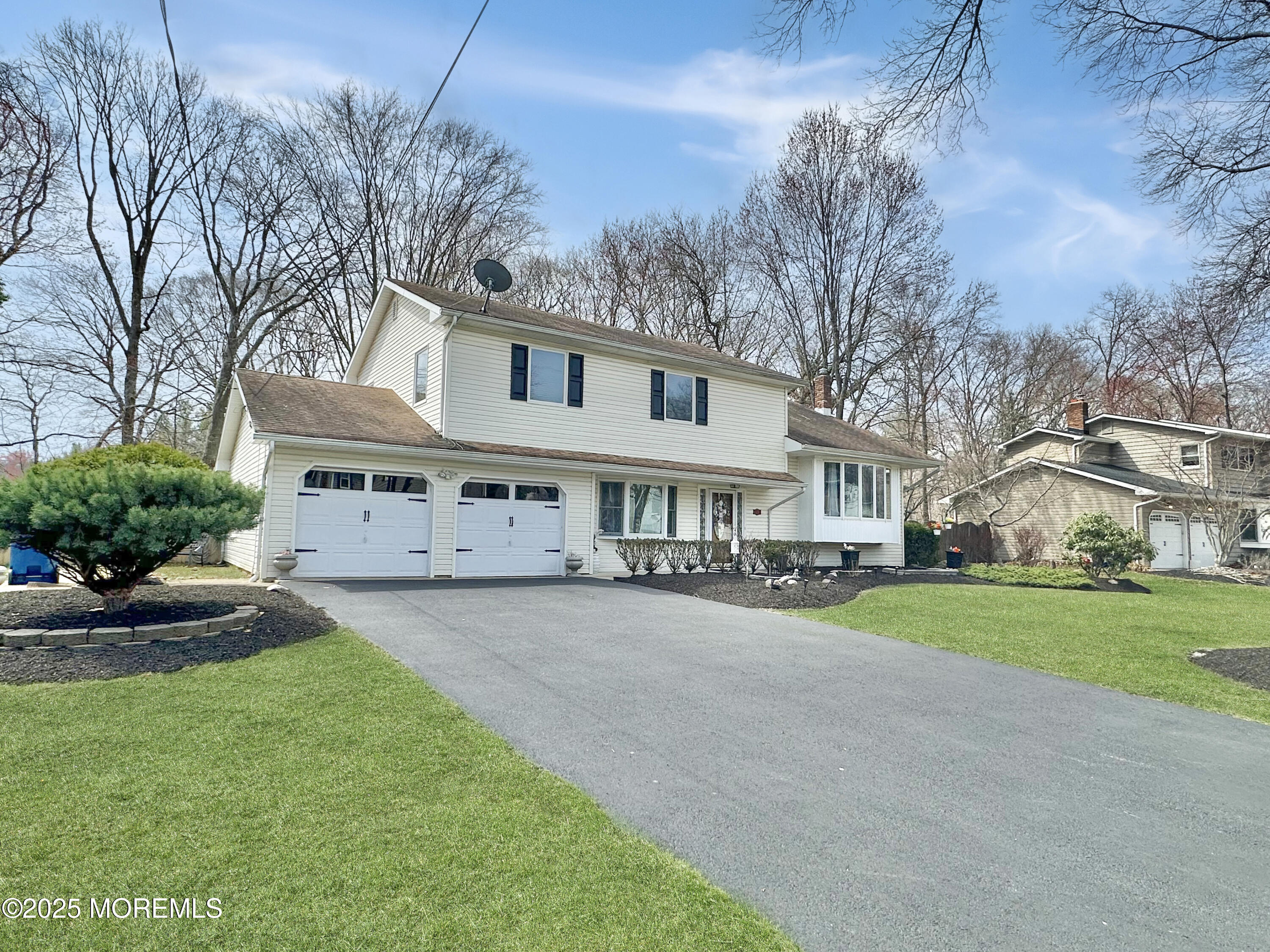 23 Duncan Drive, Marlboro, New Jersey image 1