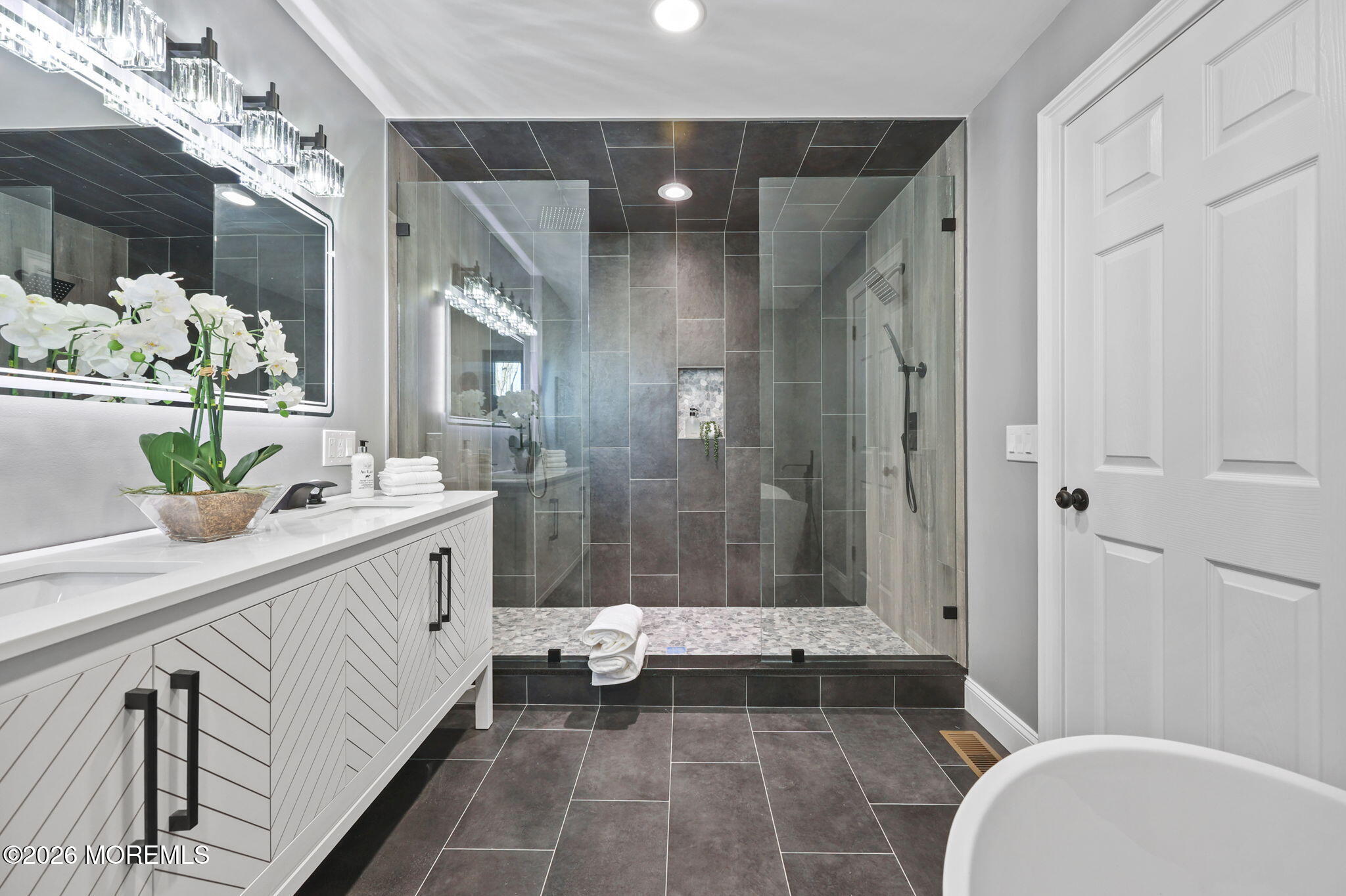 Morganville, New Jersey, 07751, United States, 5 Bedrooms Bedrooms, ,4 BathroomsBathrooms,Residential,Active,2035554