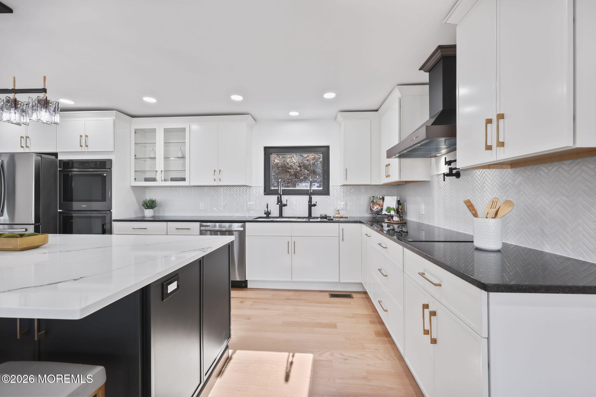 Morganville, New Jersey, 07751, United States, 5 Bedrooms Bedrooms, ,4 BathroomsBathrooms,Residential,Active,2035554