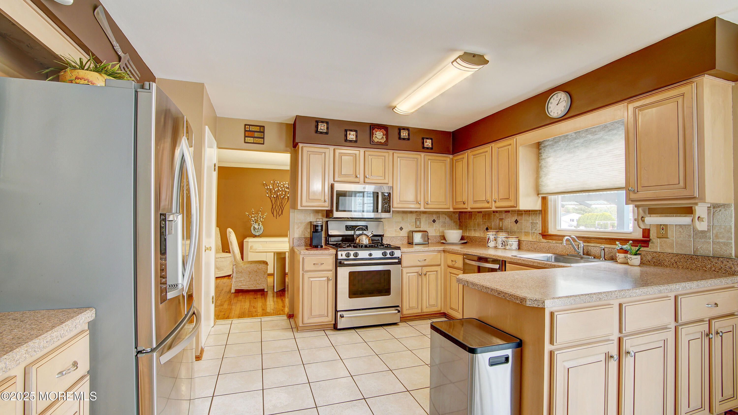 17 Florence Drive, Monroe Township, New Jersey image 15