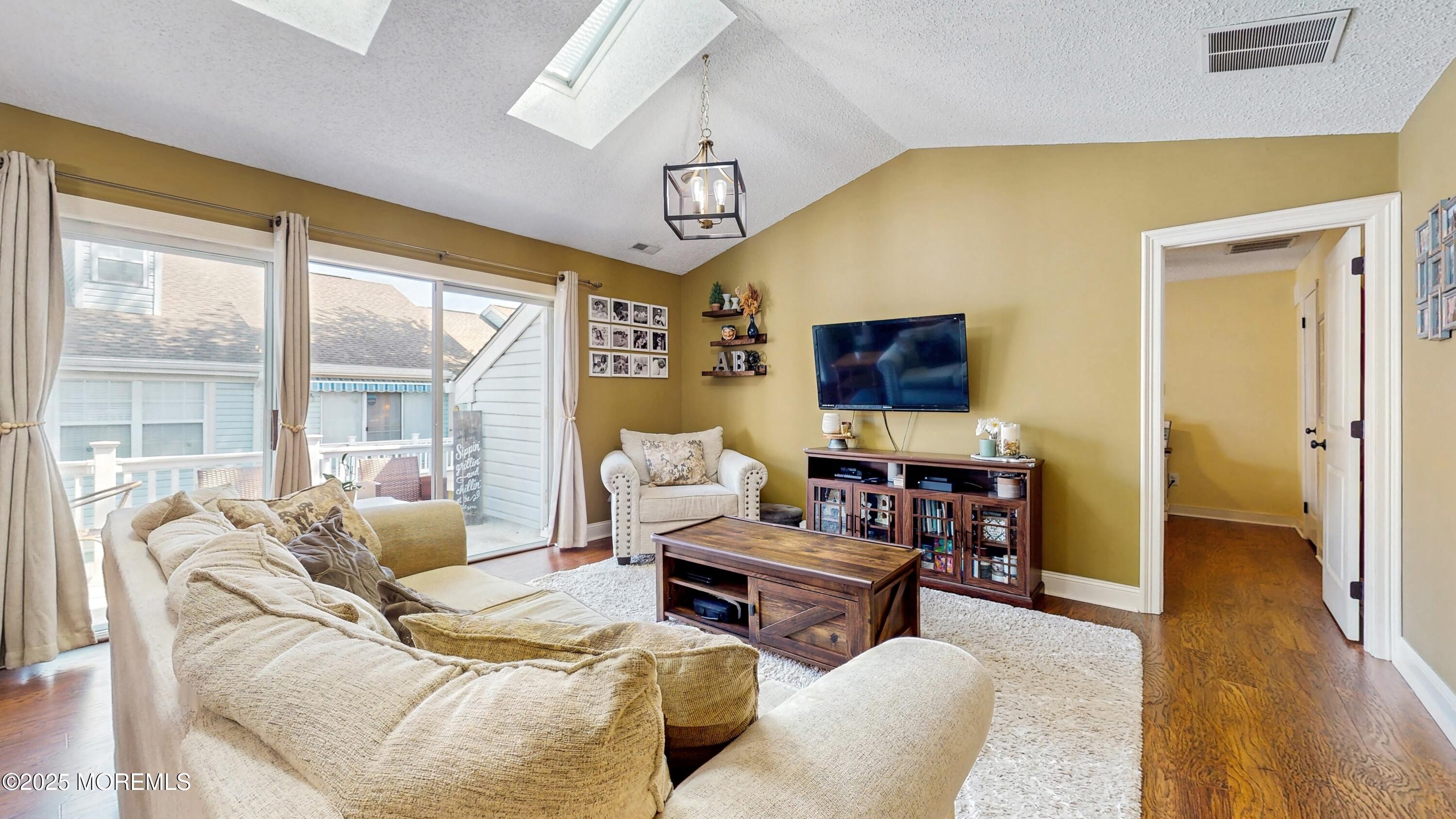 280 Tulip Lane, Freehold, New Jersey image 6