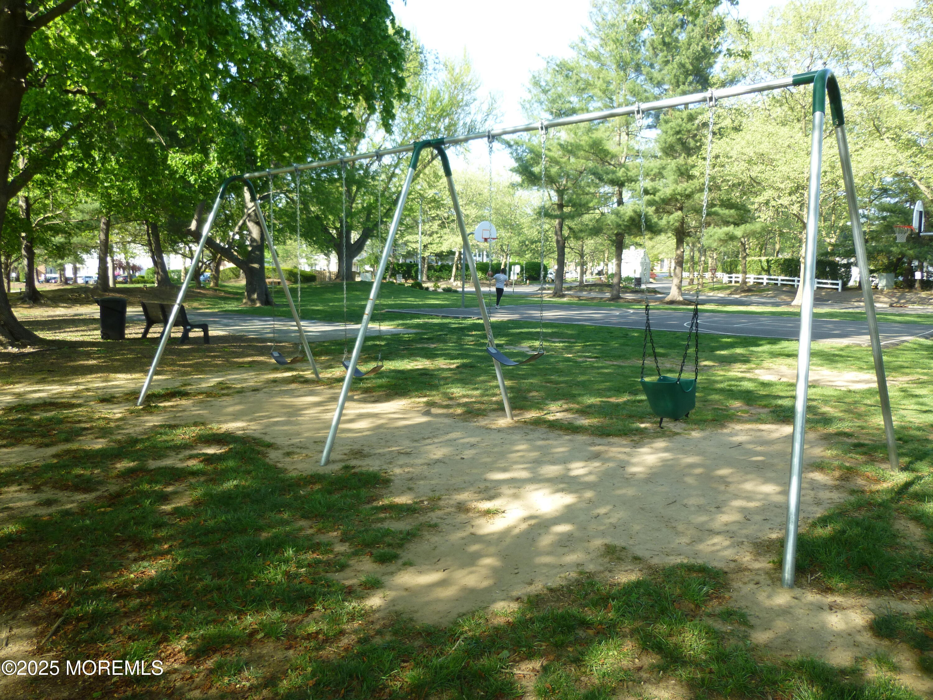 280 Tulip Lane, Freehold, New Jersey image 45