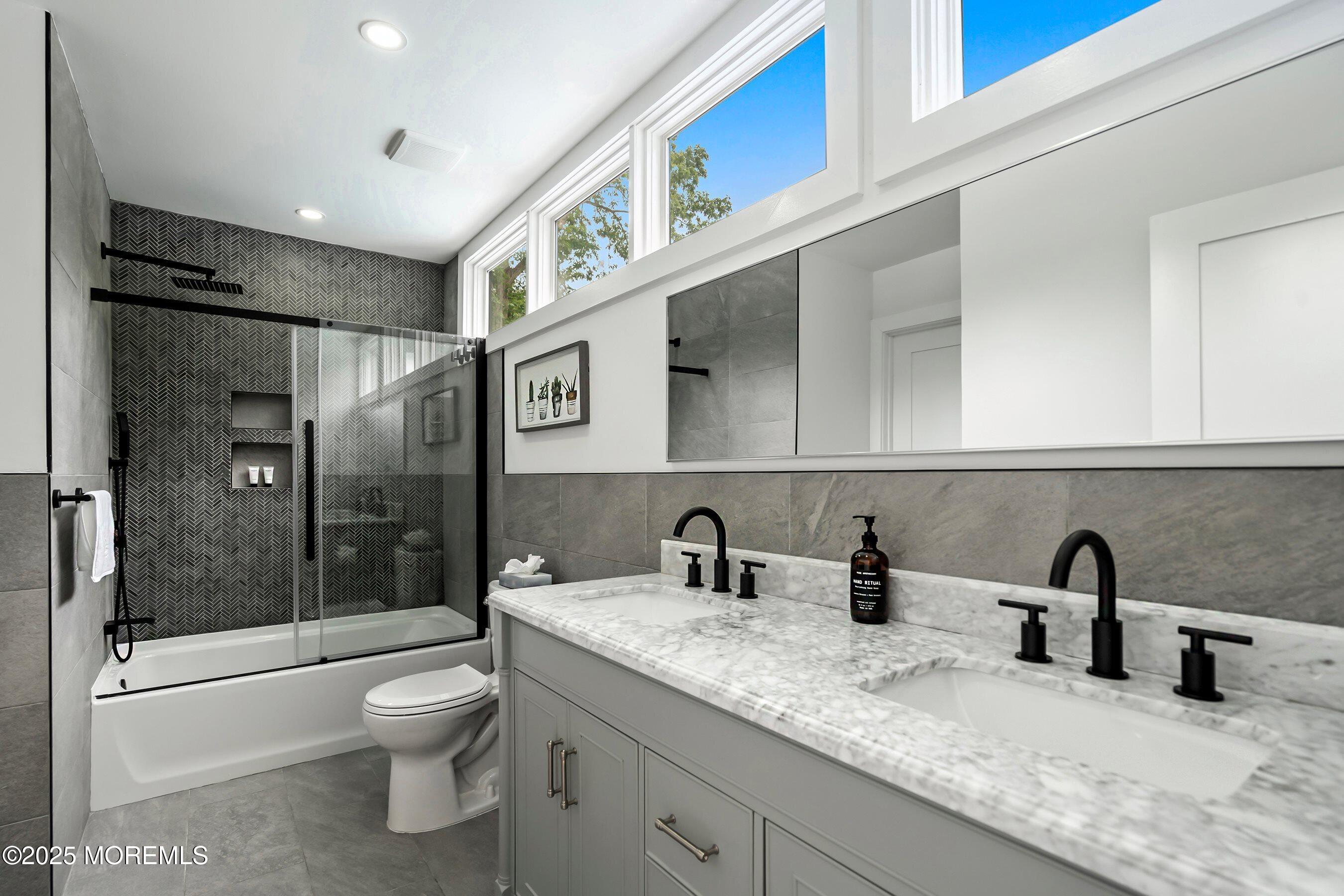 1575 Beaver Hollow Drive, Toms River, New Jersey image 28