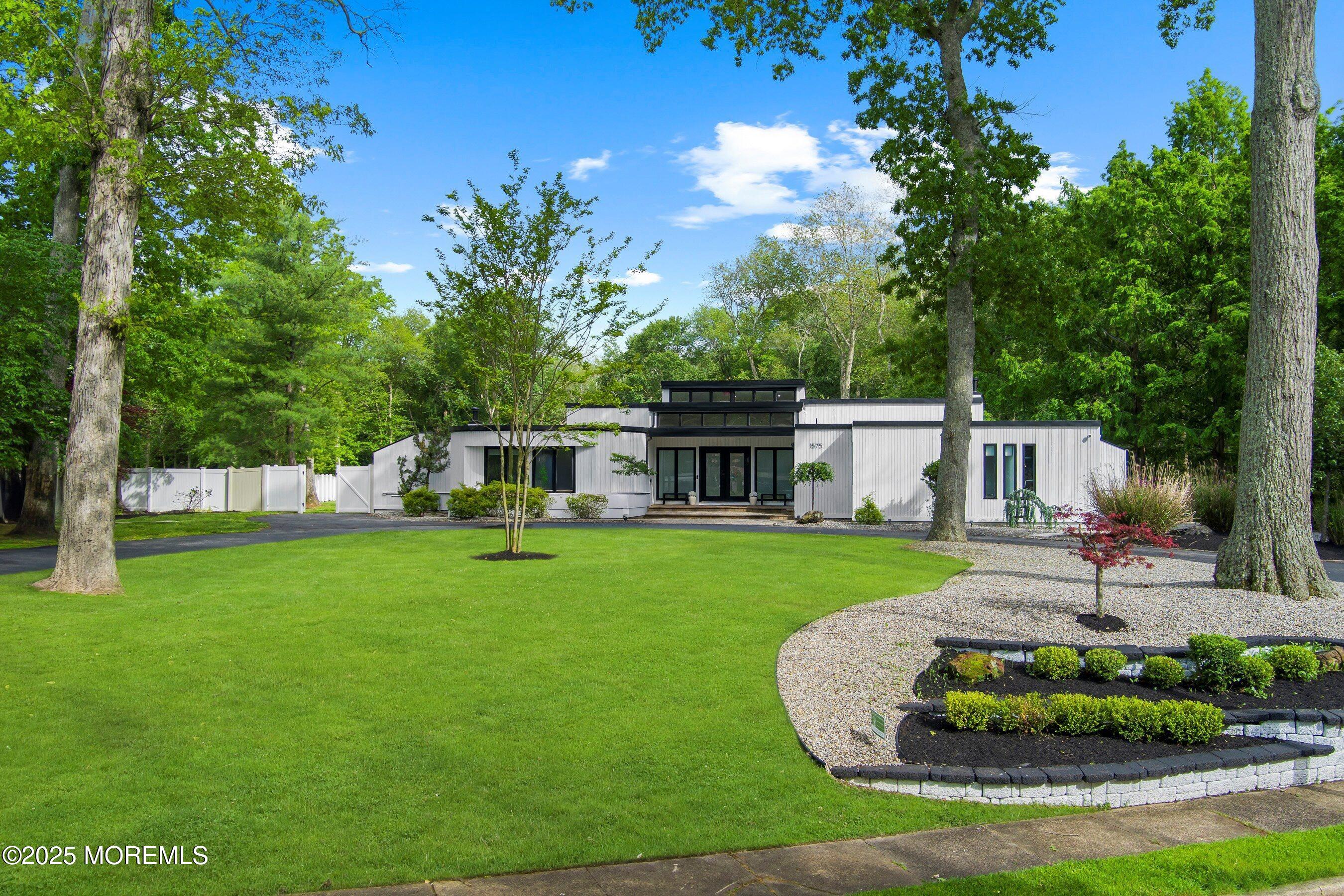 1575 Beaver Hollow Drive, Toms River, New Jersey image 4