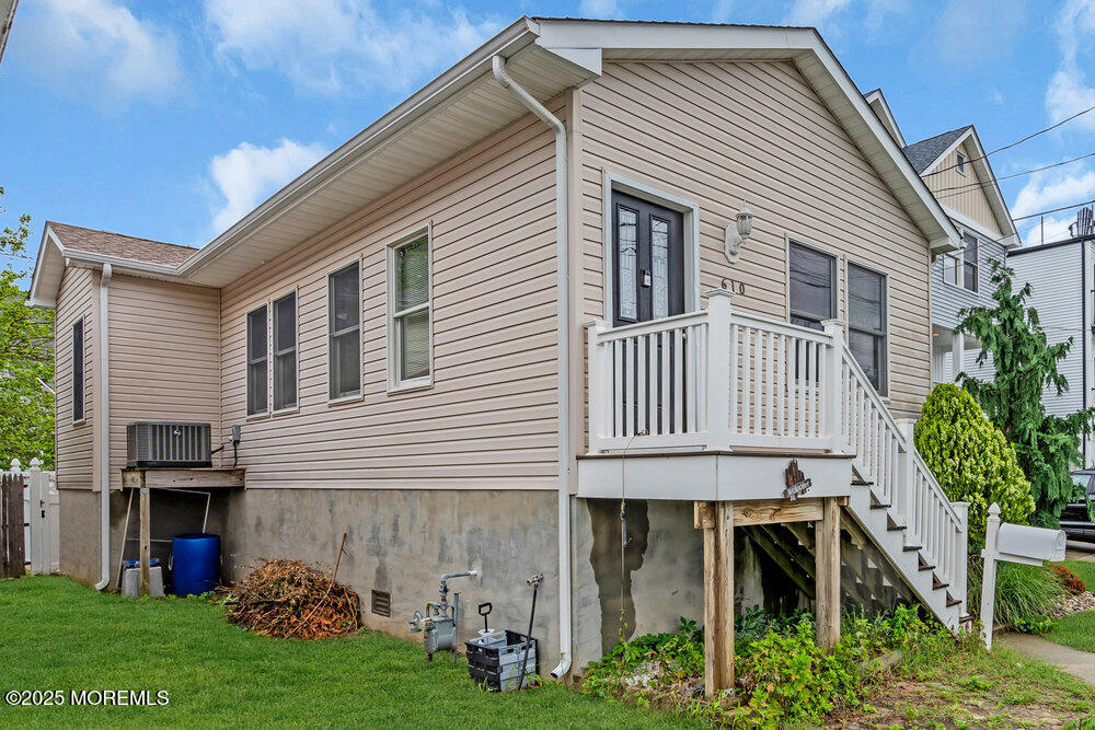 610 Monmouth Avenue, Port Monmouth, New Jersey image 2