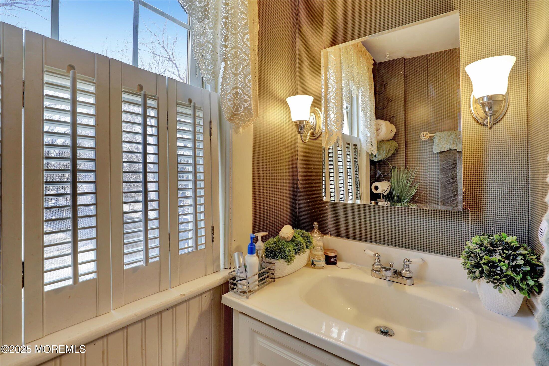 65 Oakwood Avenue, Long Branch, New Jersey image 34