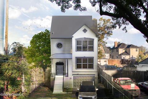 181 Center Avenue Keansburg NJ 07734