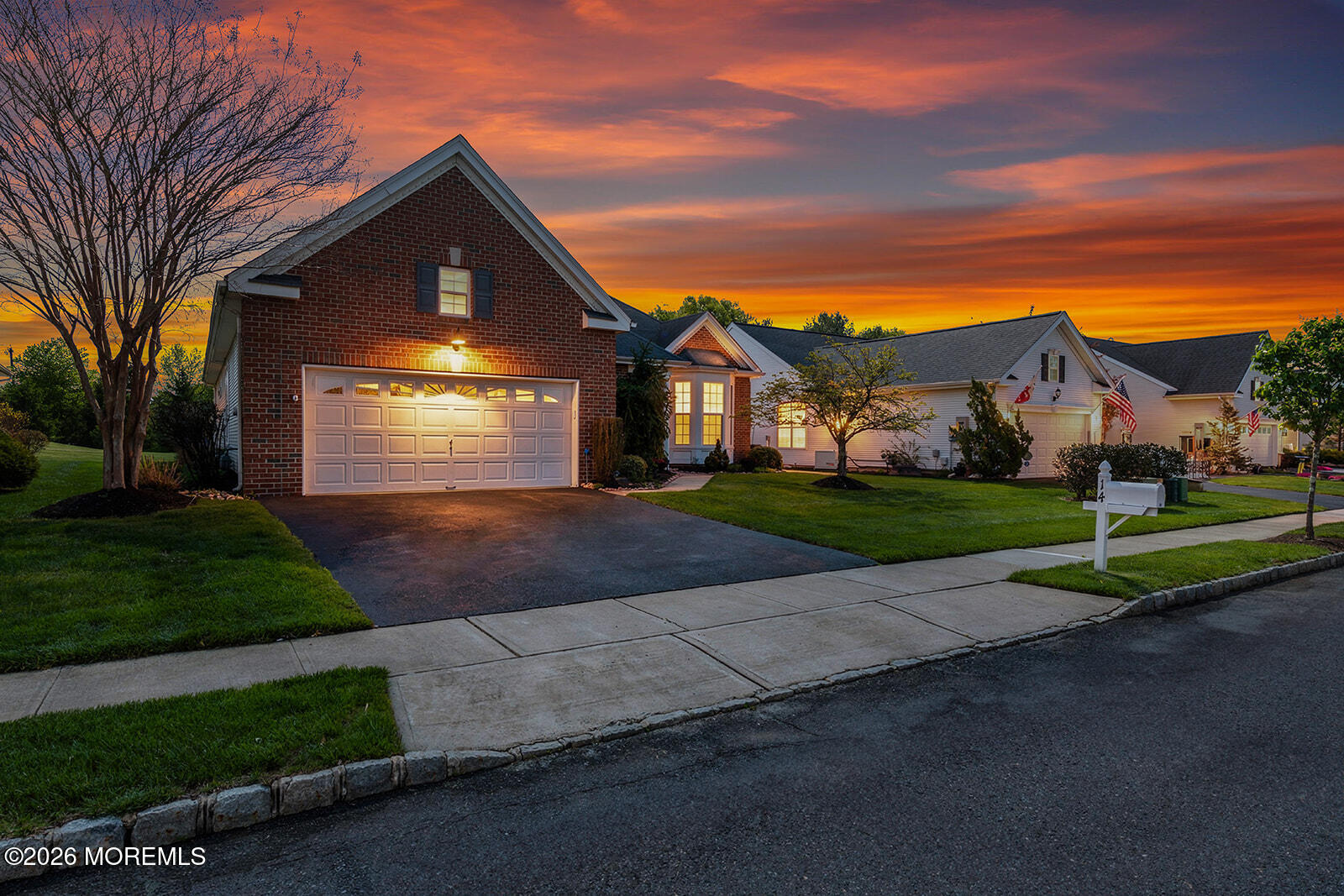 14 Williamsburg Court