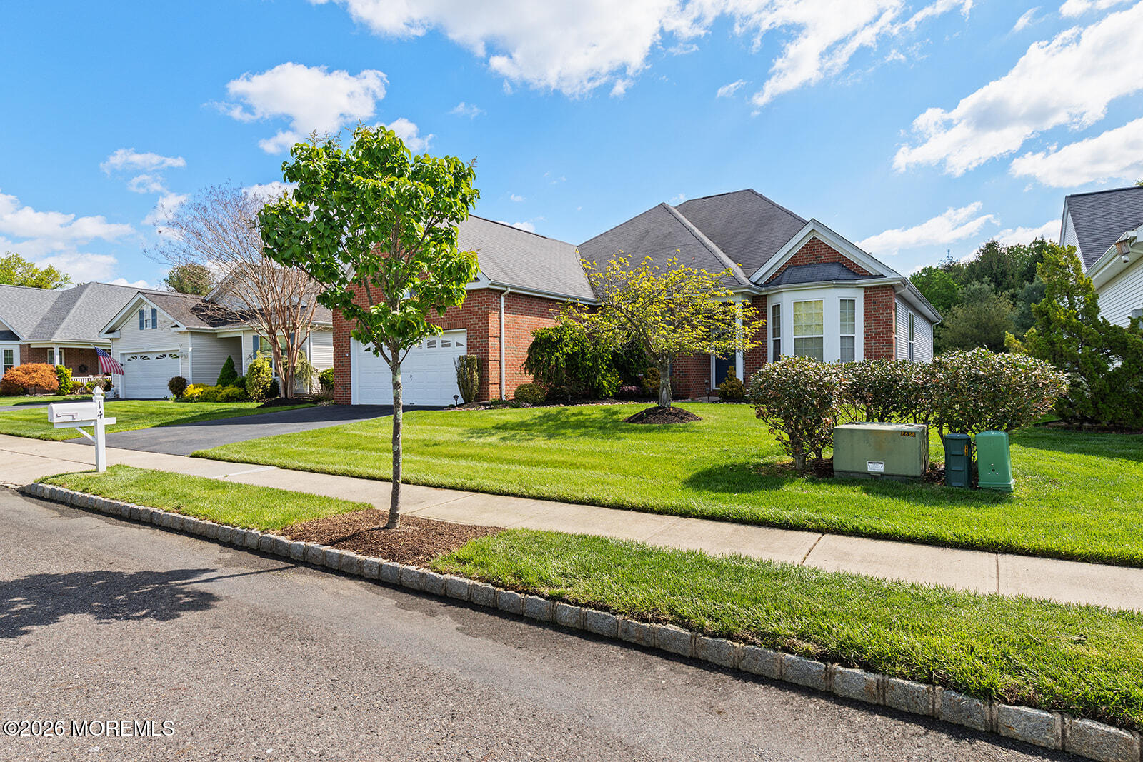14 Williamsburg Court