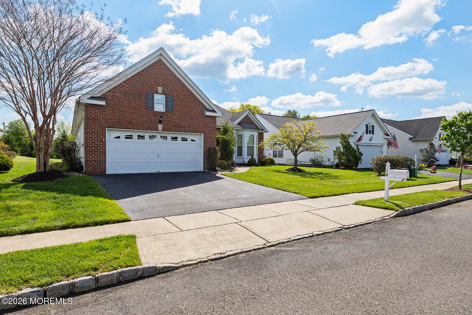 14 Williamsburg Court