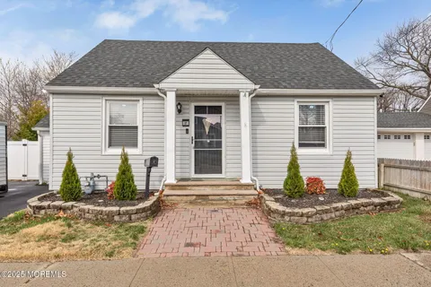 57 Hudson Avenue, Hazlet, NJ 07734 - MLS#: 22509456