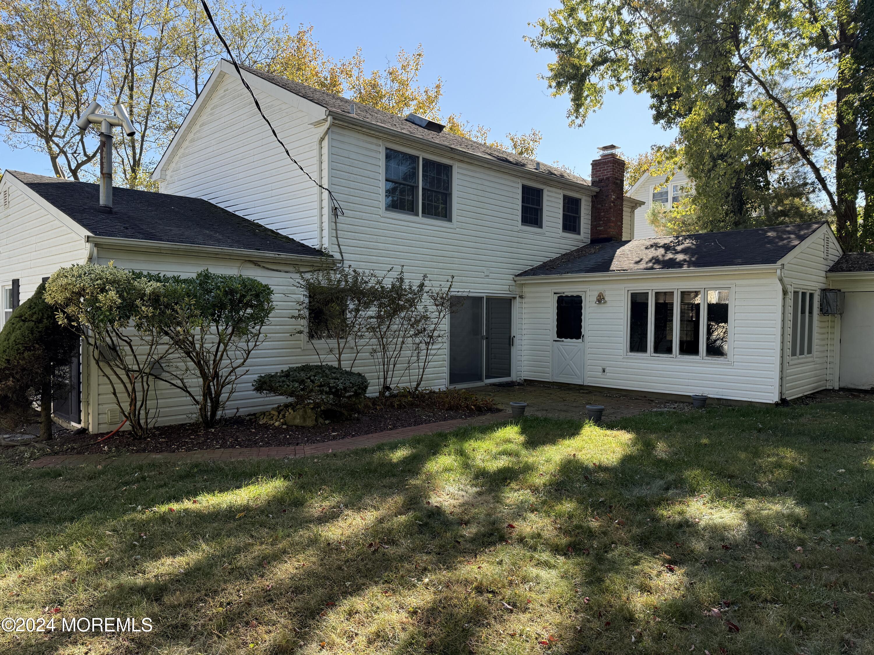 103 Idlebrook Lane, Aberdeen, New Jersey image 7