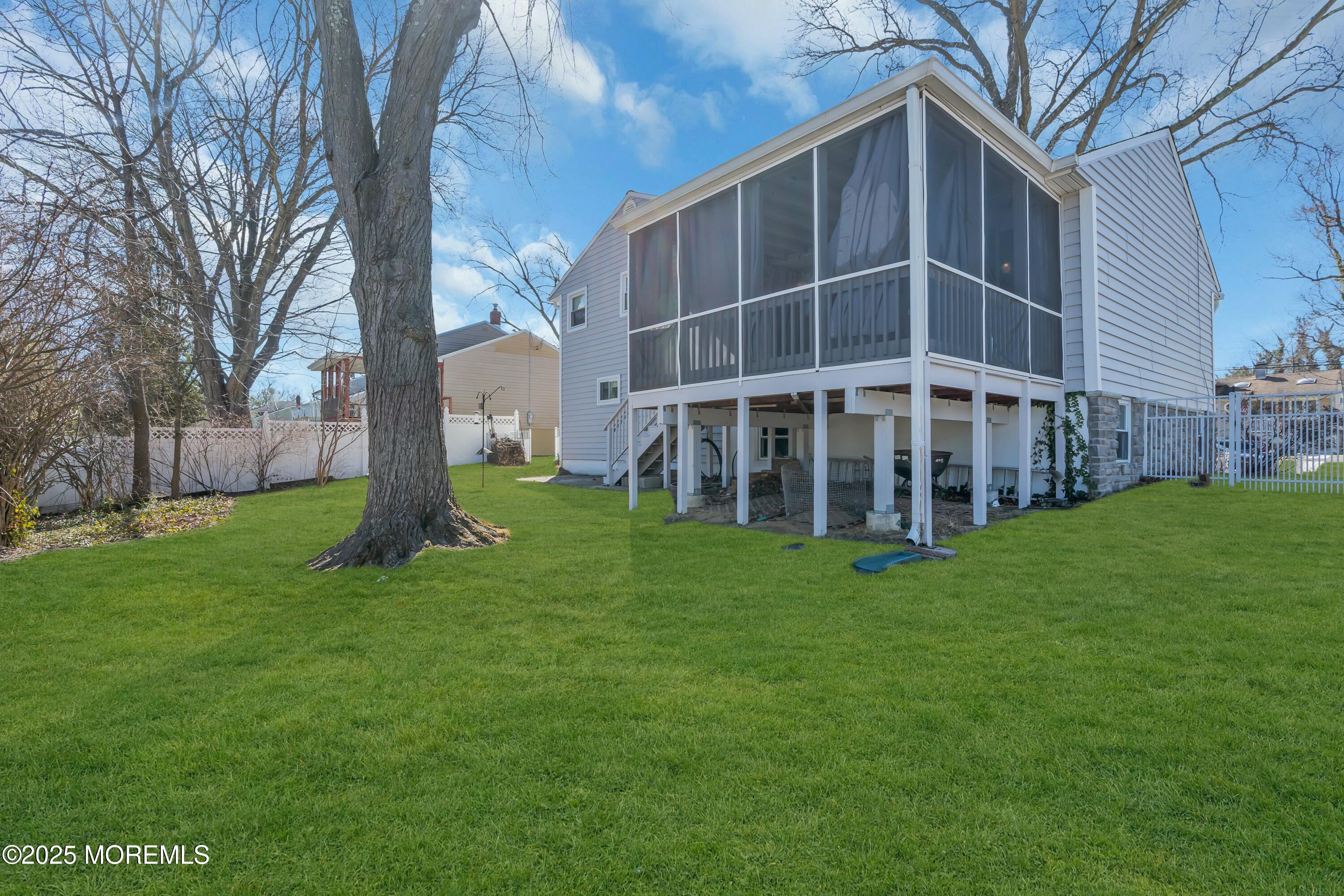 120 Statesir Place, Red Bank, New Jersey image 37