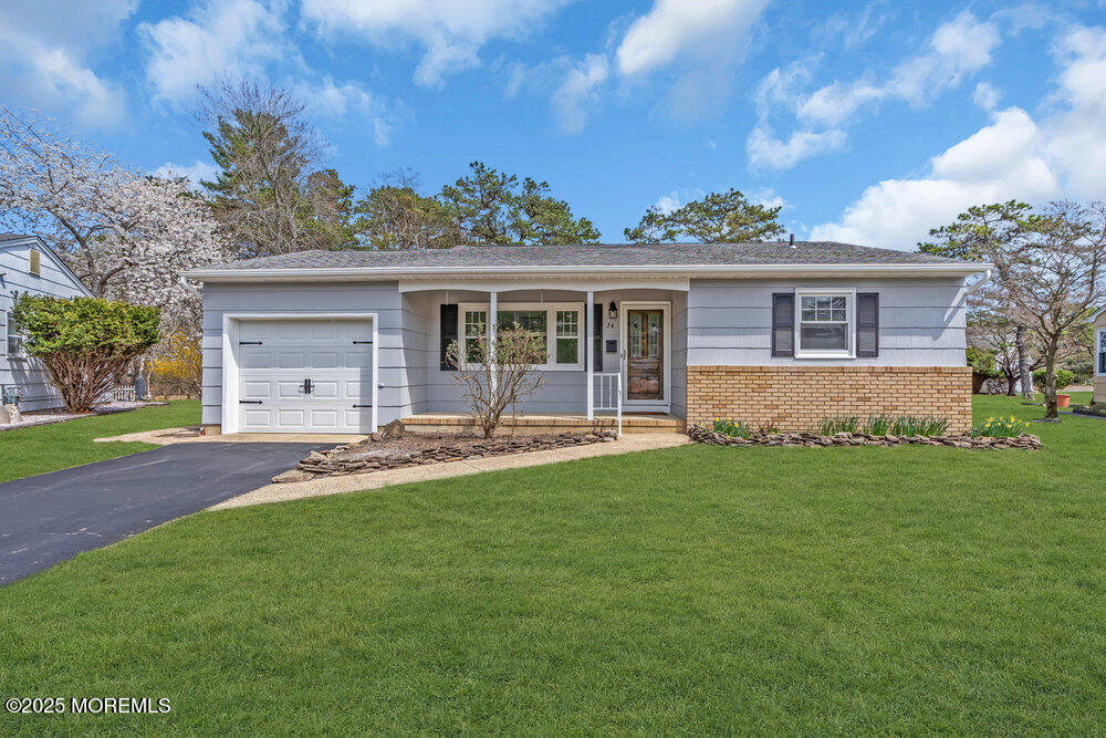24 Hamilton Court, Toms River, New Jersey image 36