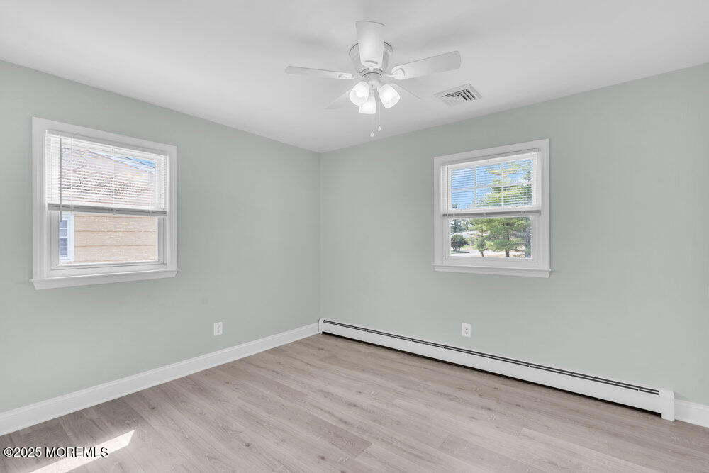 24 Hamilton Court, Toms River, New Jersey image 10