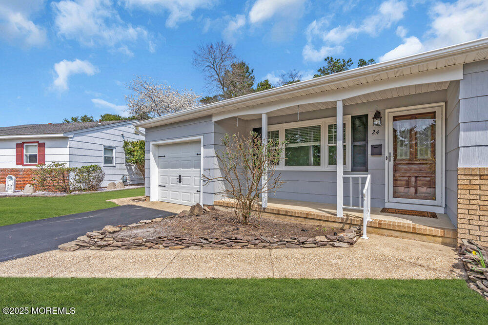 24 Hamilton Court, Toms River, New Jersey image 37