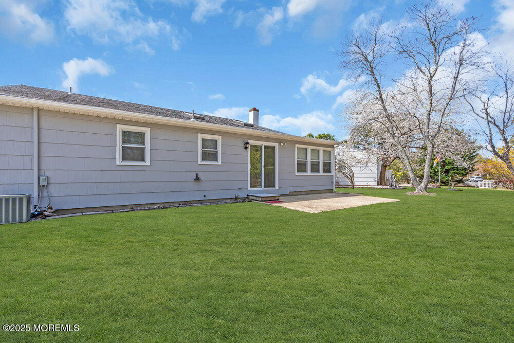 24 Hamilton Court, Toms River, New Jersey image 30