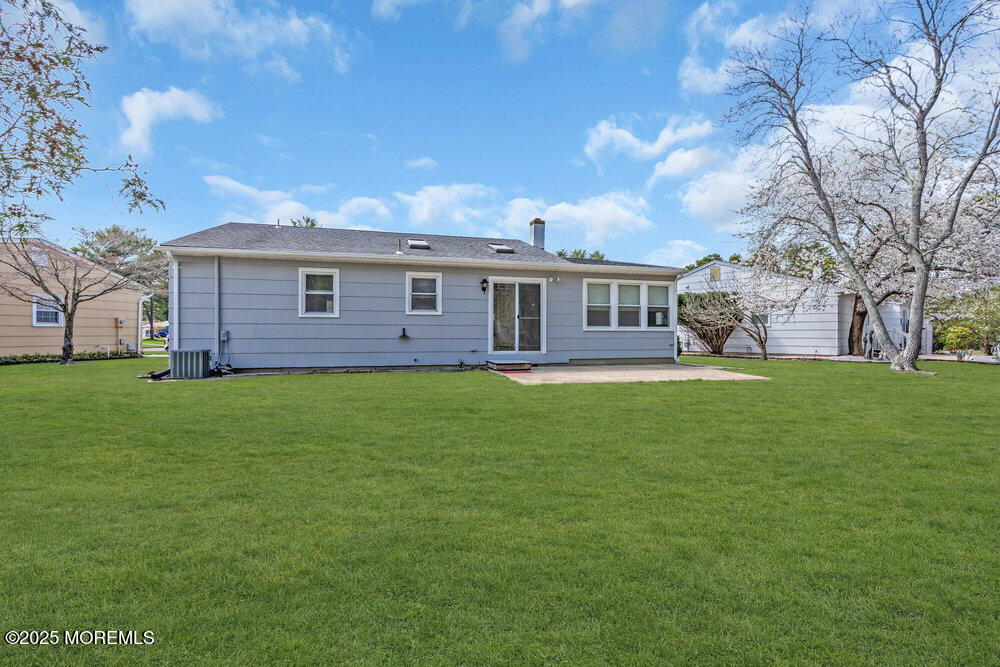 24 Hamilton Court, Toms River, New Jersey image 28
