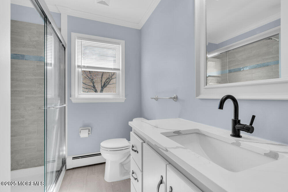 24 Hamilton Court, Toms River, New Jersey image 5