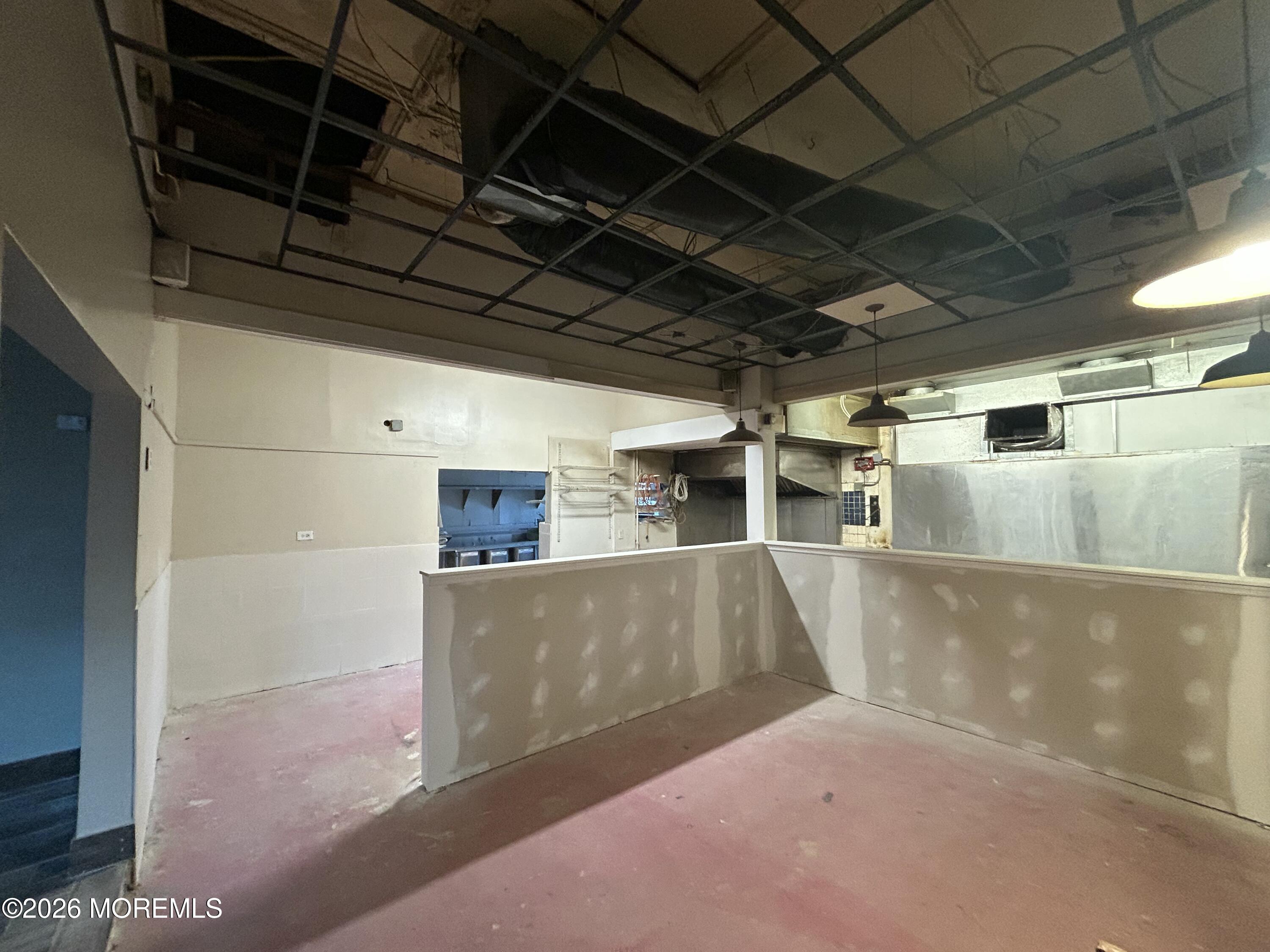 111 Bay Avenue Front